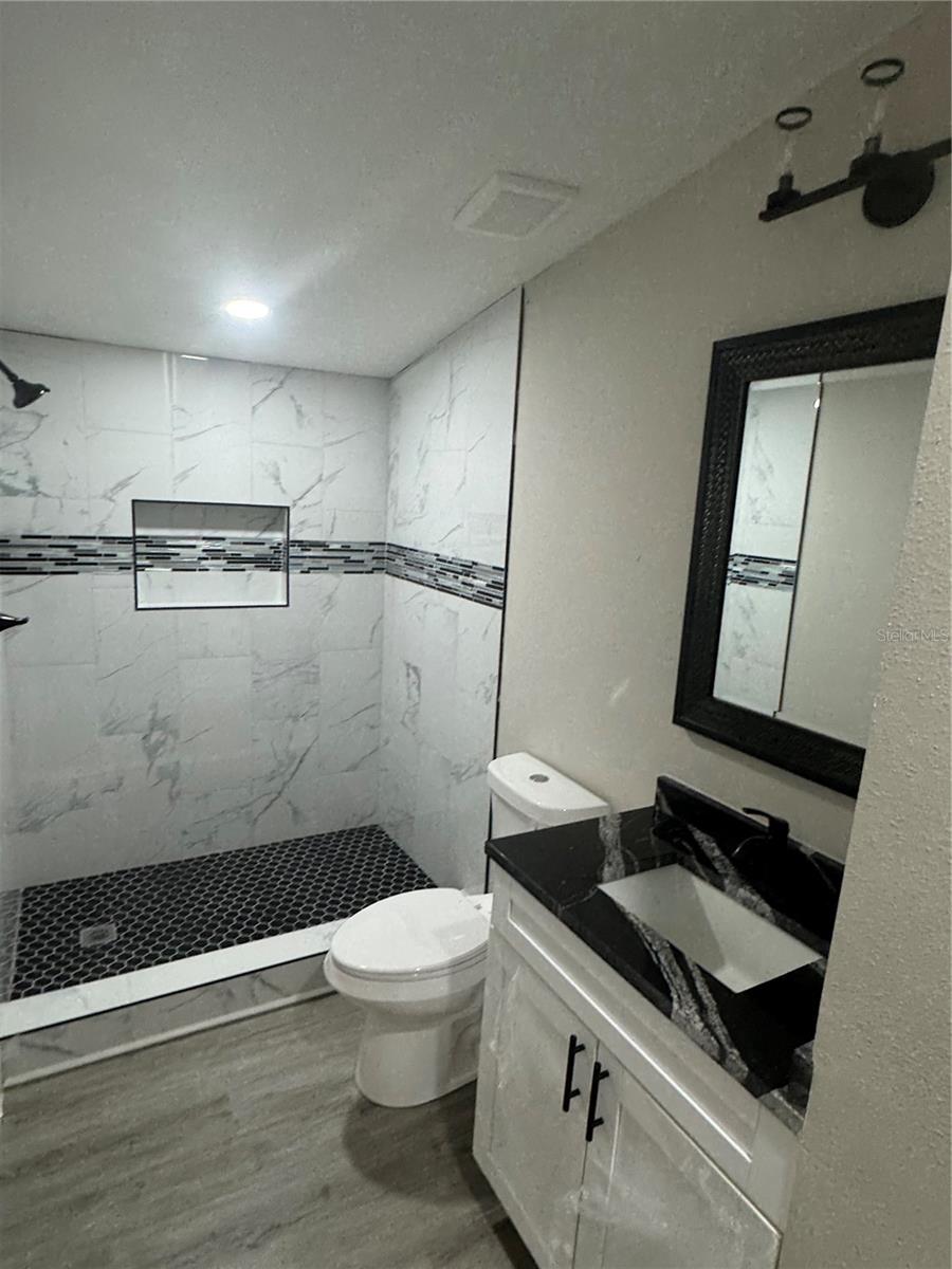 8631 MILLER DR, RIVERVIEW, FL, 33569