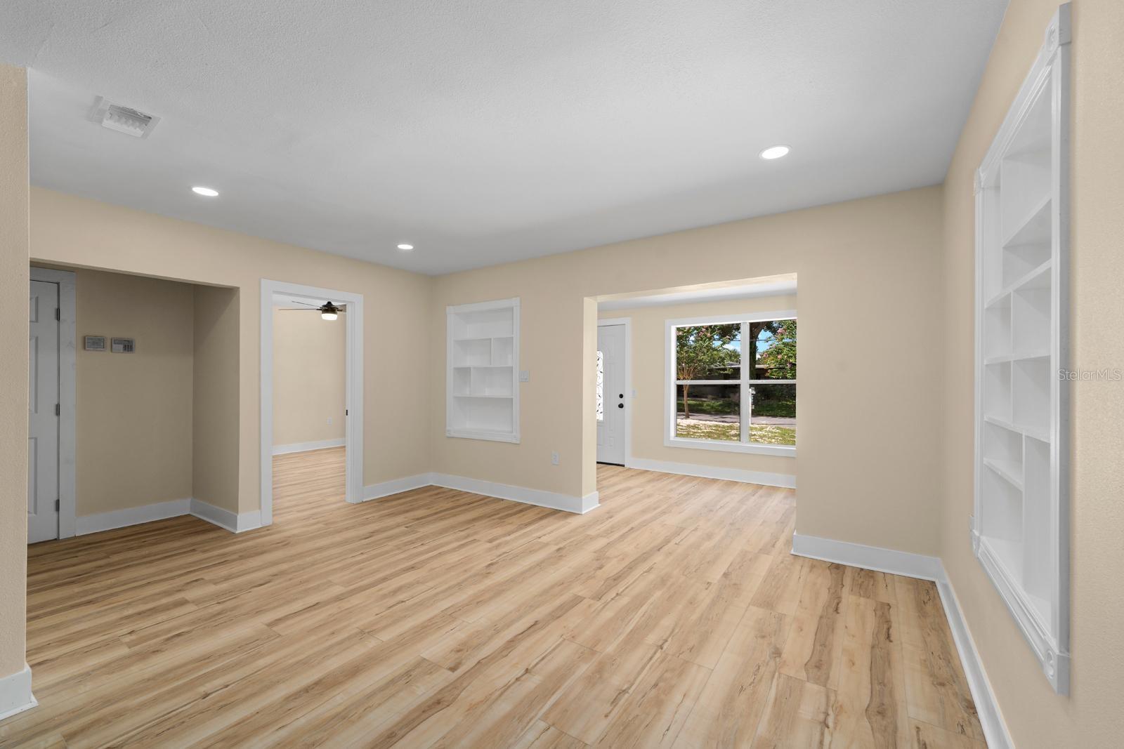 10707 N ROME AVE, TAMPA, FL, 33612