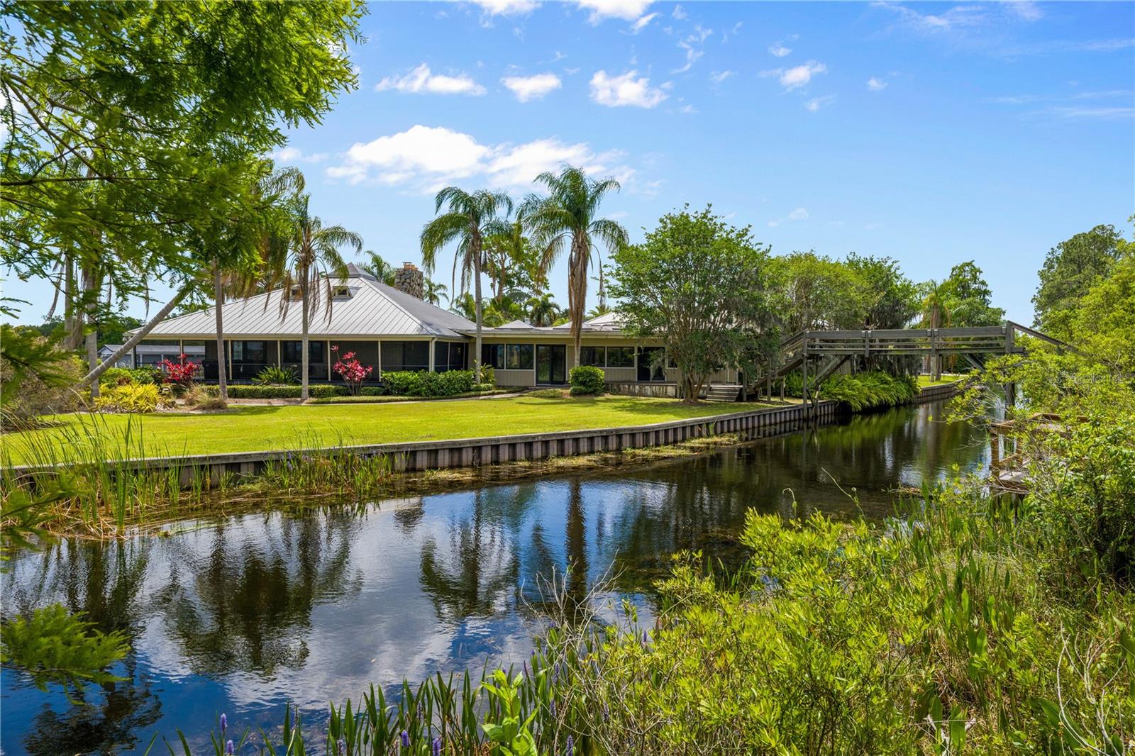 O6319089 Property Photo