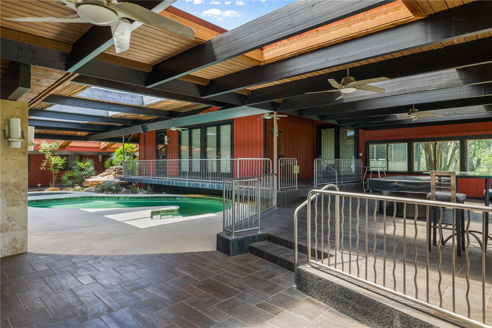 O6319089 Property Photo