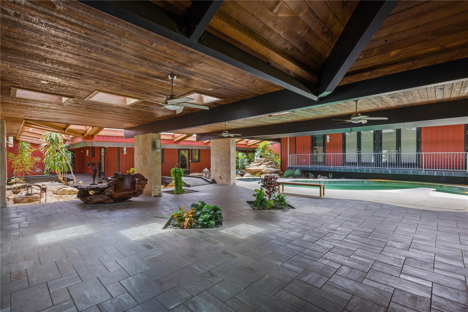 O6319089 Property Photo