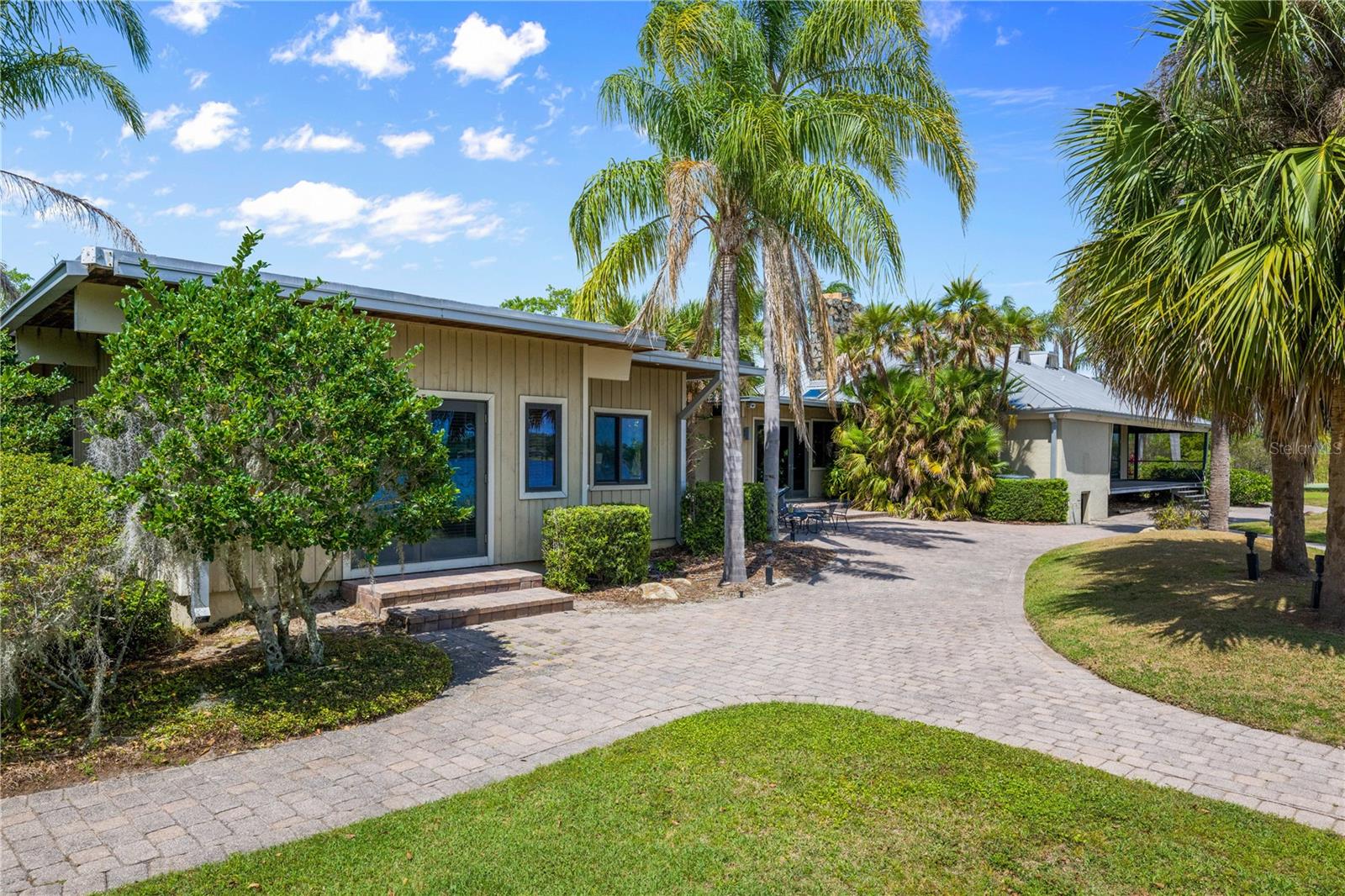 O6319089 Property Photo