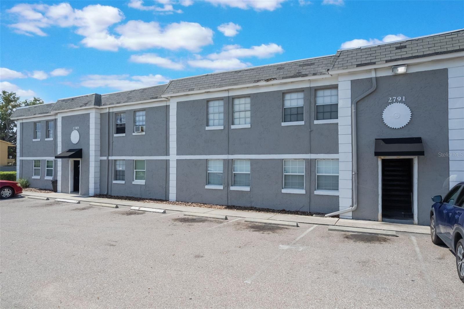 O6319095 Property Photo