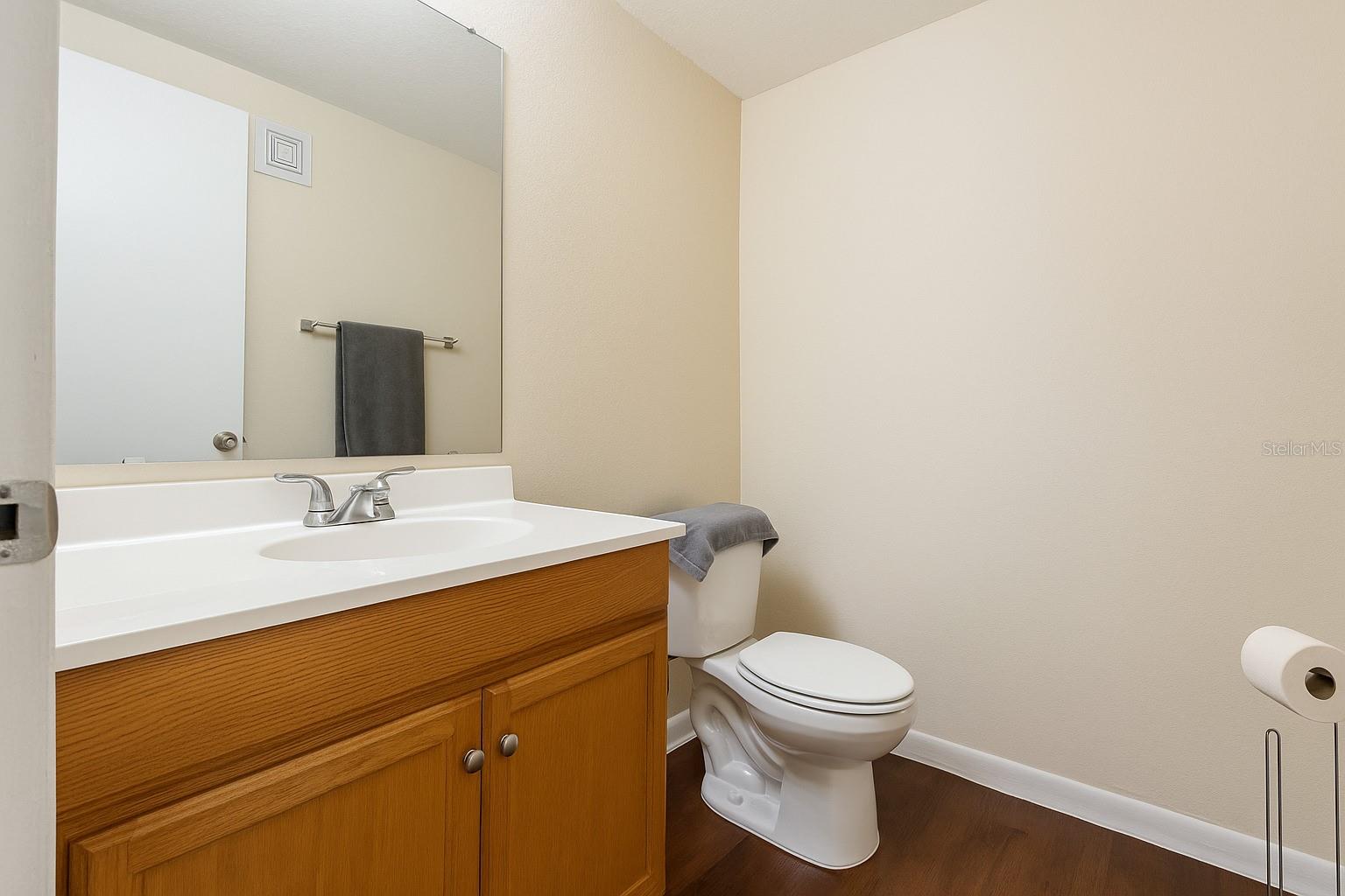 O6319095 Property Photo