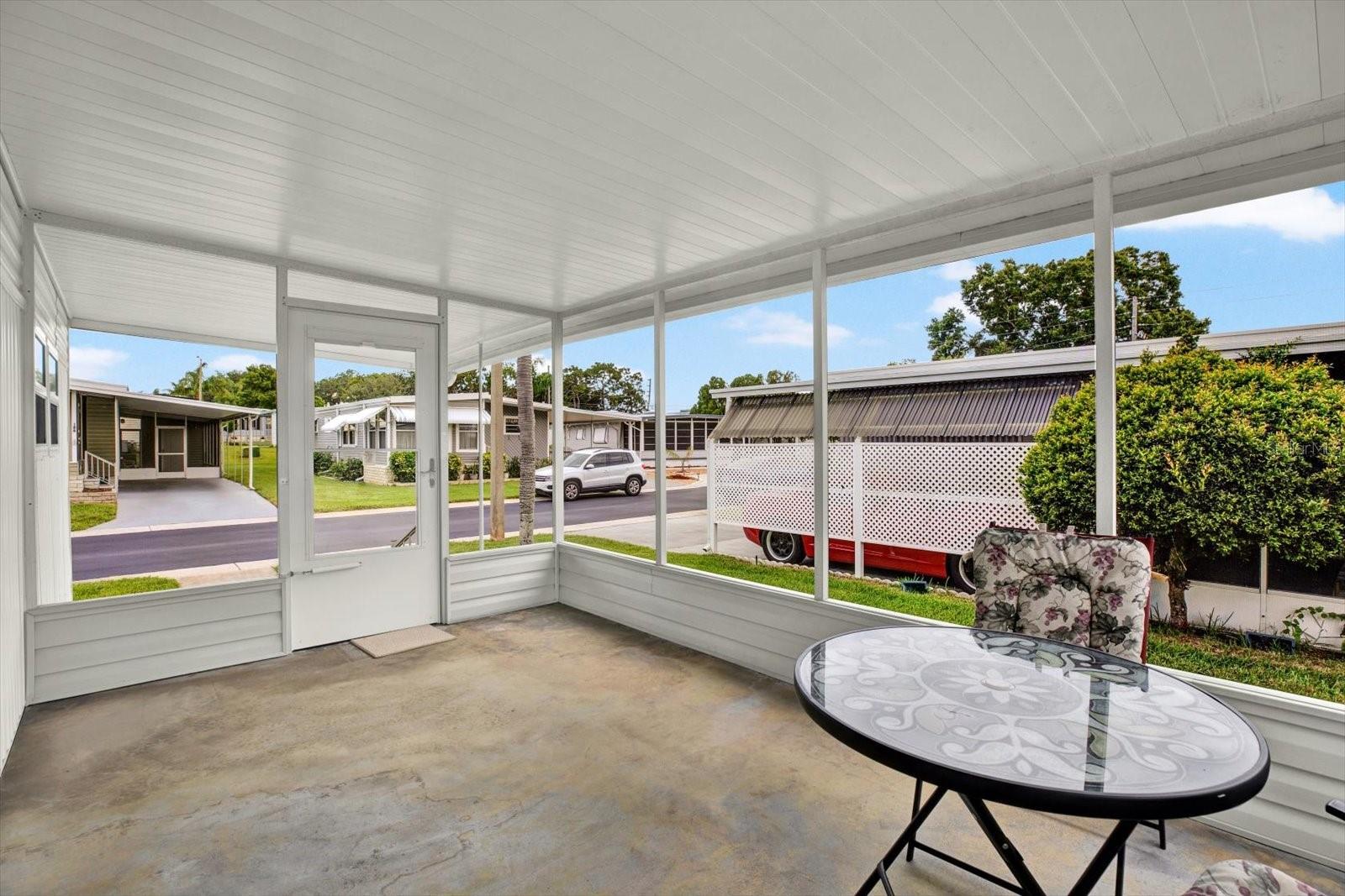 TB8397894 Property Photo