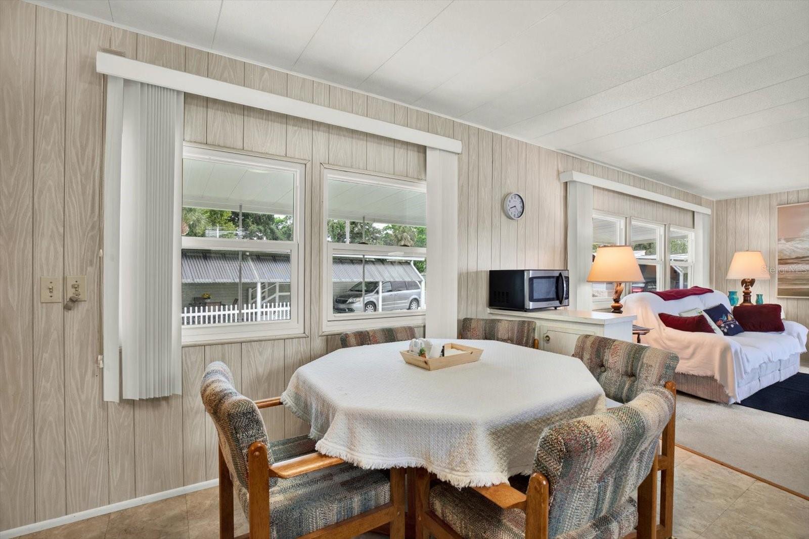 TB8397894 Property Photo