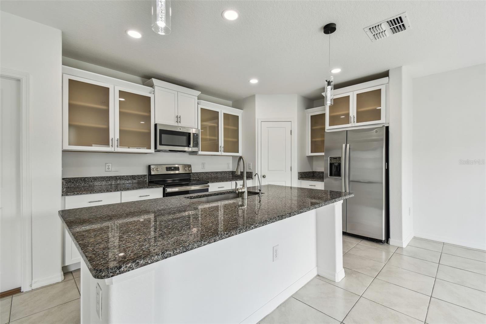 2139 STELLAR BRILLIANCE WAY, LUTZ, FL, 33558