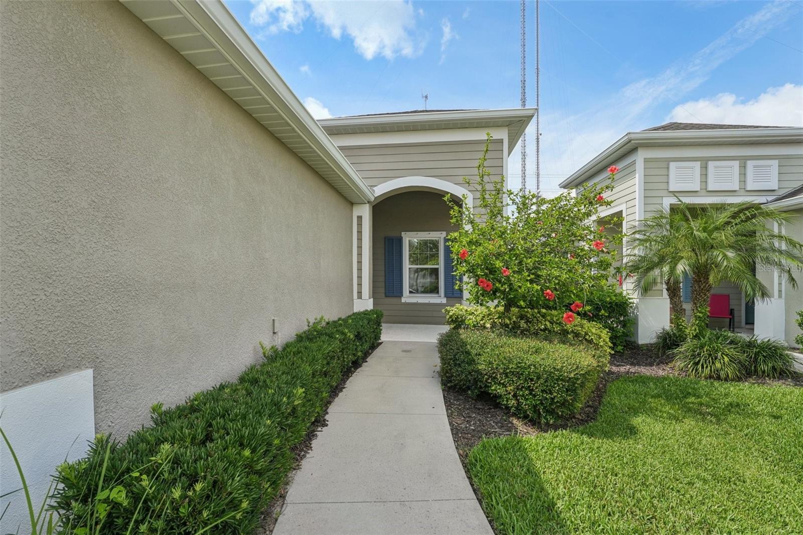 WELCOME TO 13524 CIRCA CROSSING!