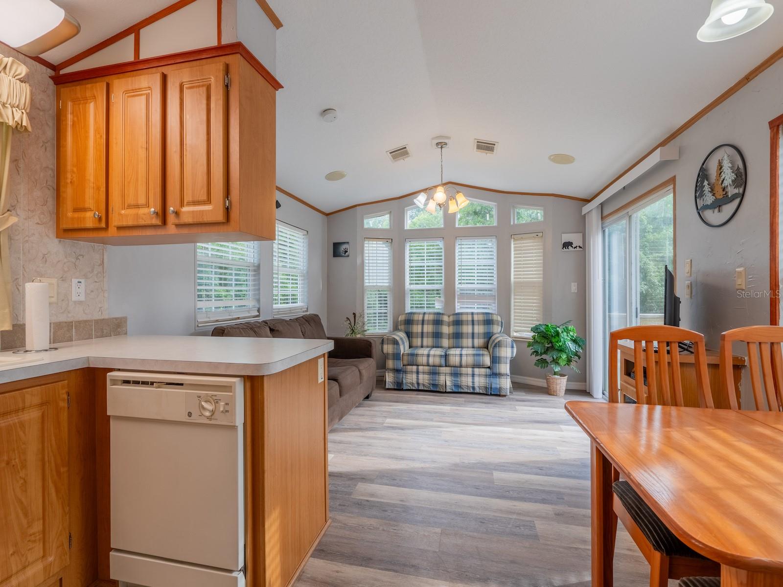 OM703862 Property Photo