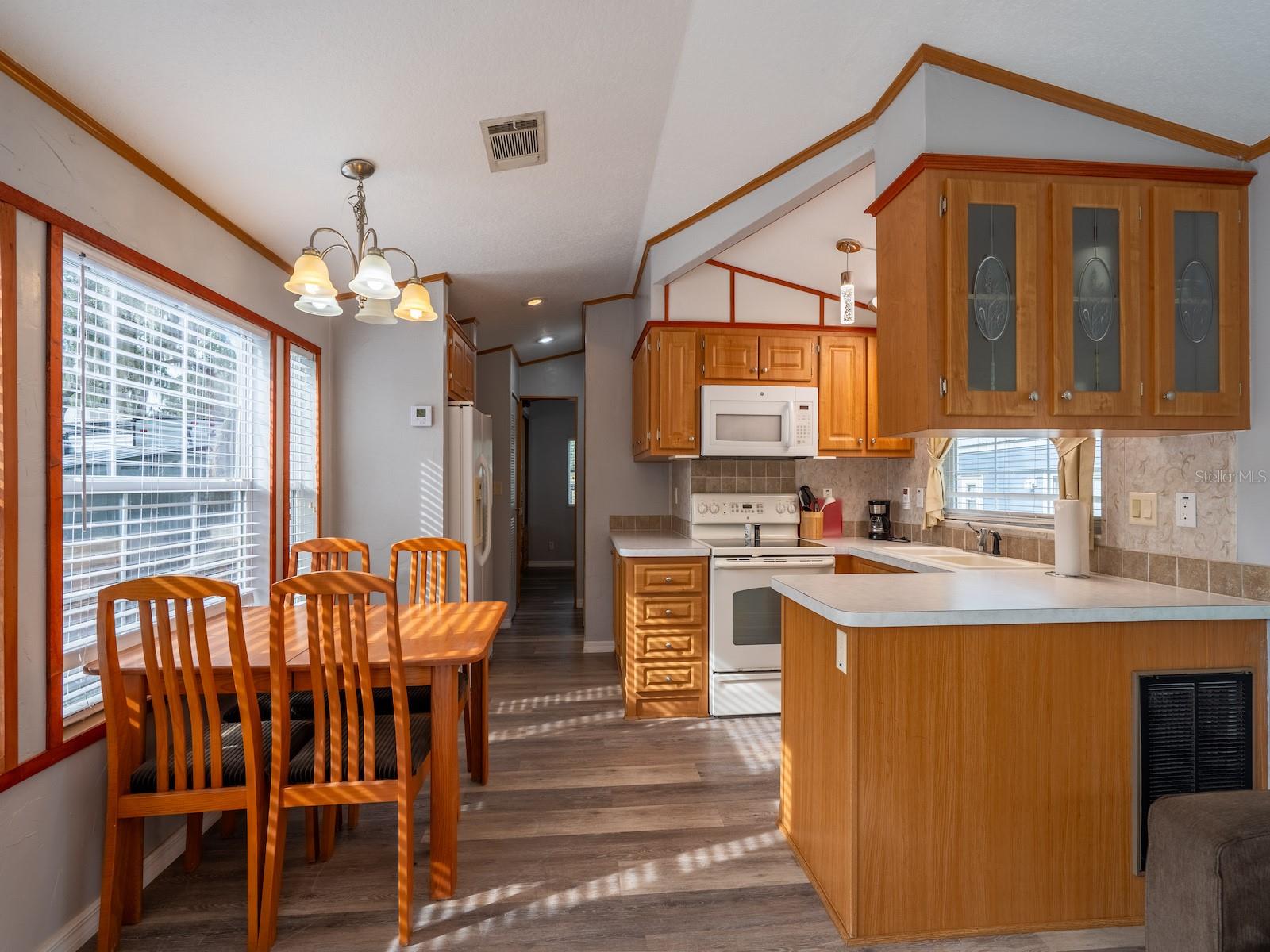 OM703862 Property Photo