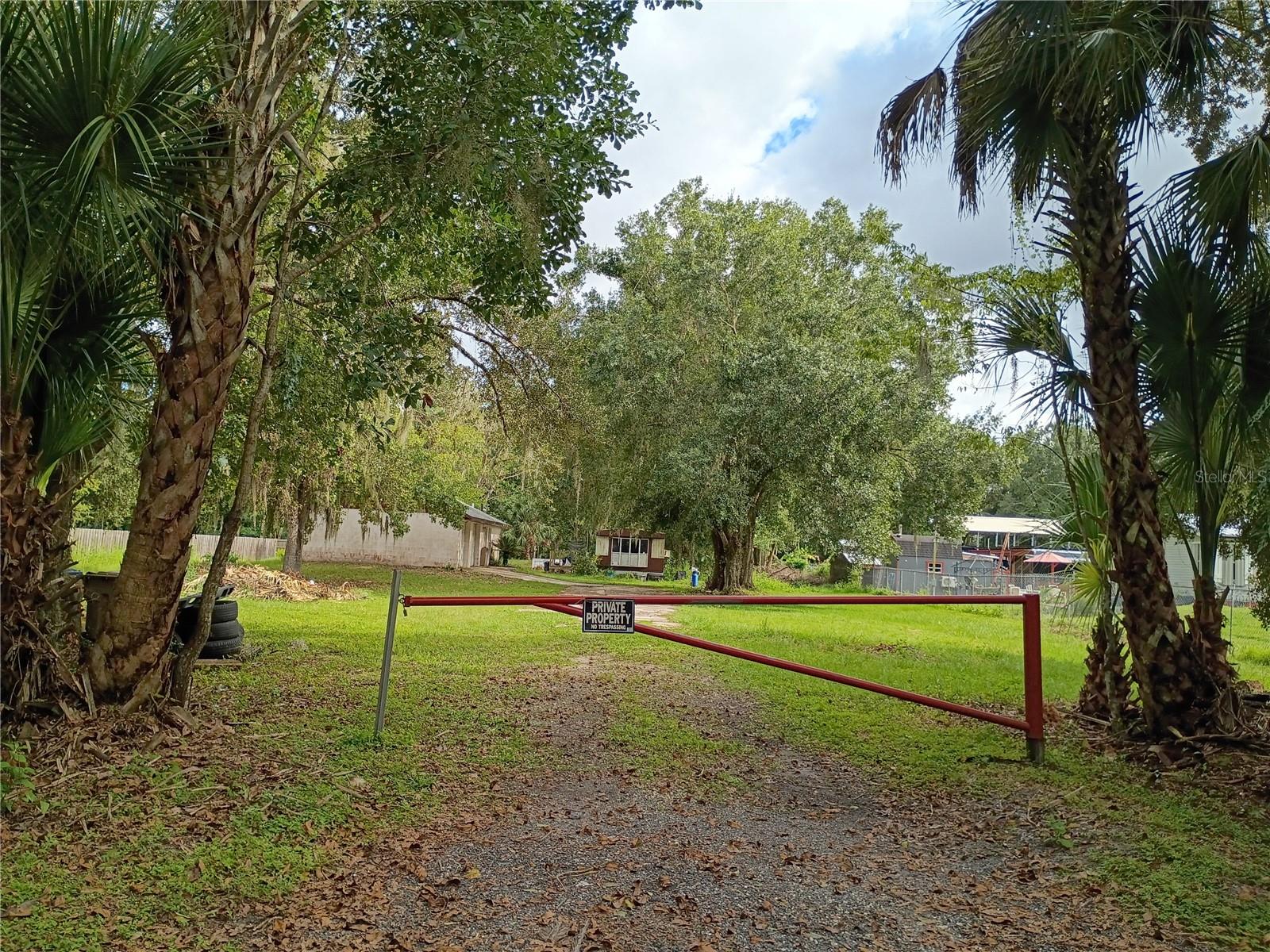 6528 OLD TAMPA HWY, DAVENPORT, FL, 33896