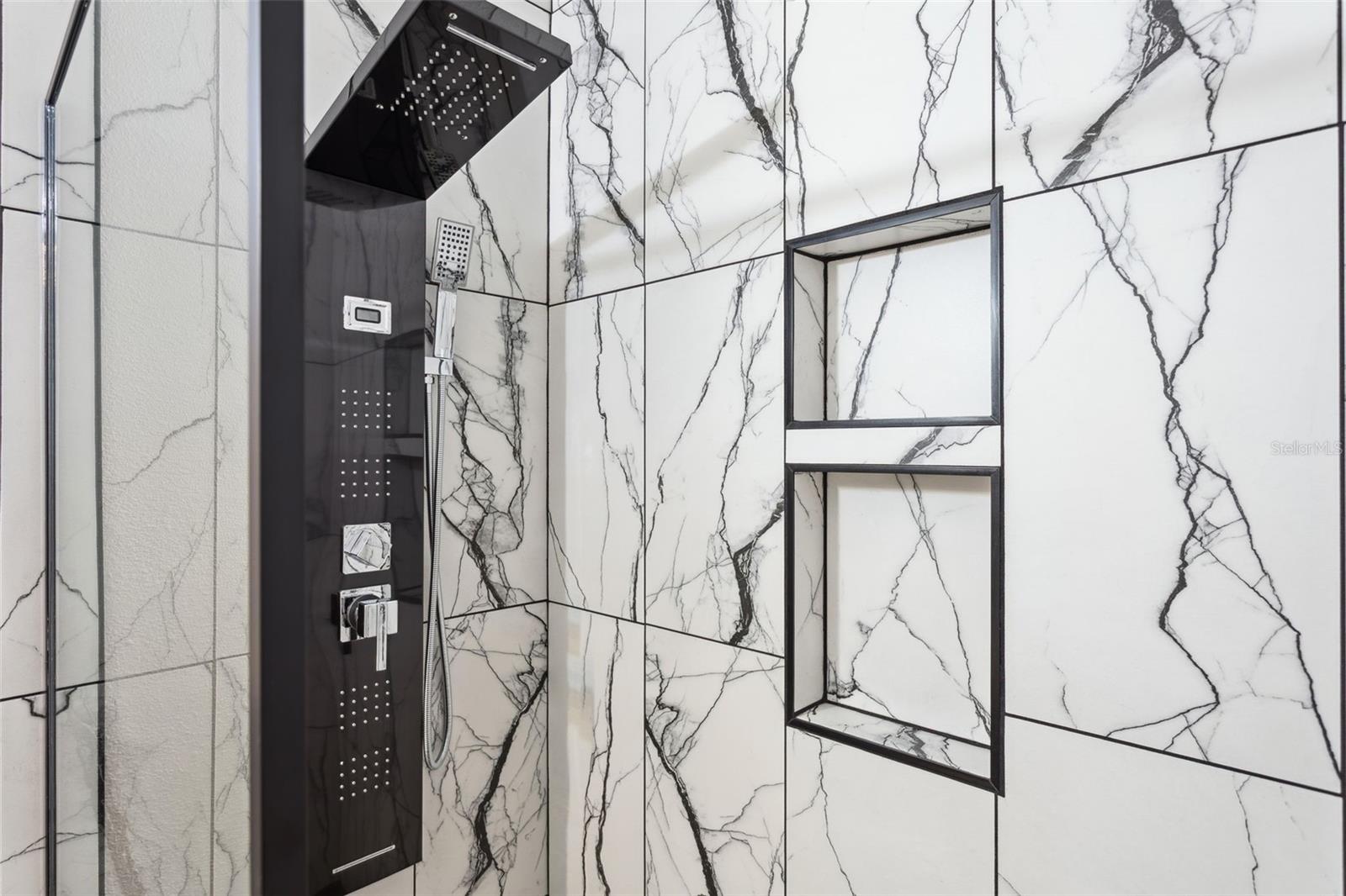 803 BROOKER VILLAGE CIR, LUTZ, FL, 33548