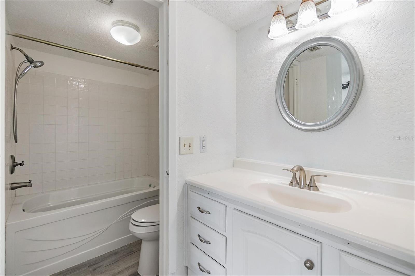 900 COVE CAY DR #1B, CLEARWATER, FL, 33760