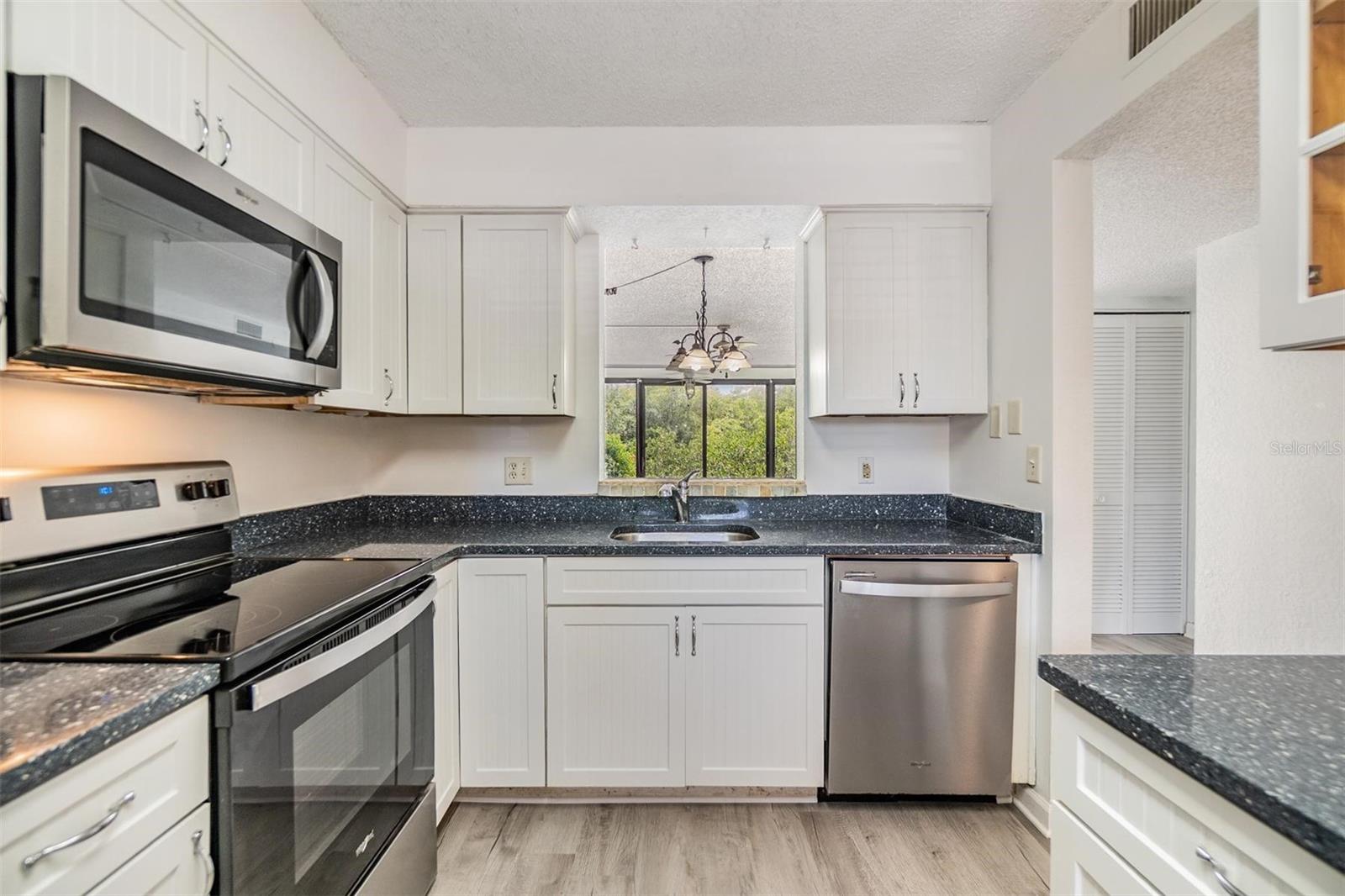 900 COVE CAY DR #1B, CLEARWATER, FL, 33760