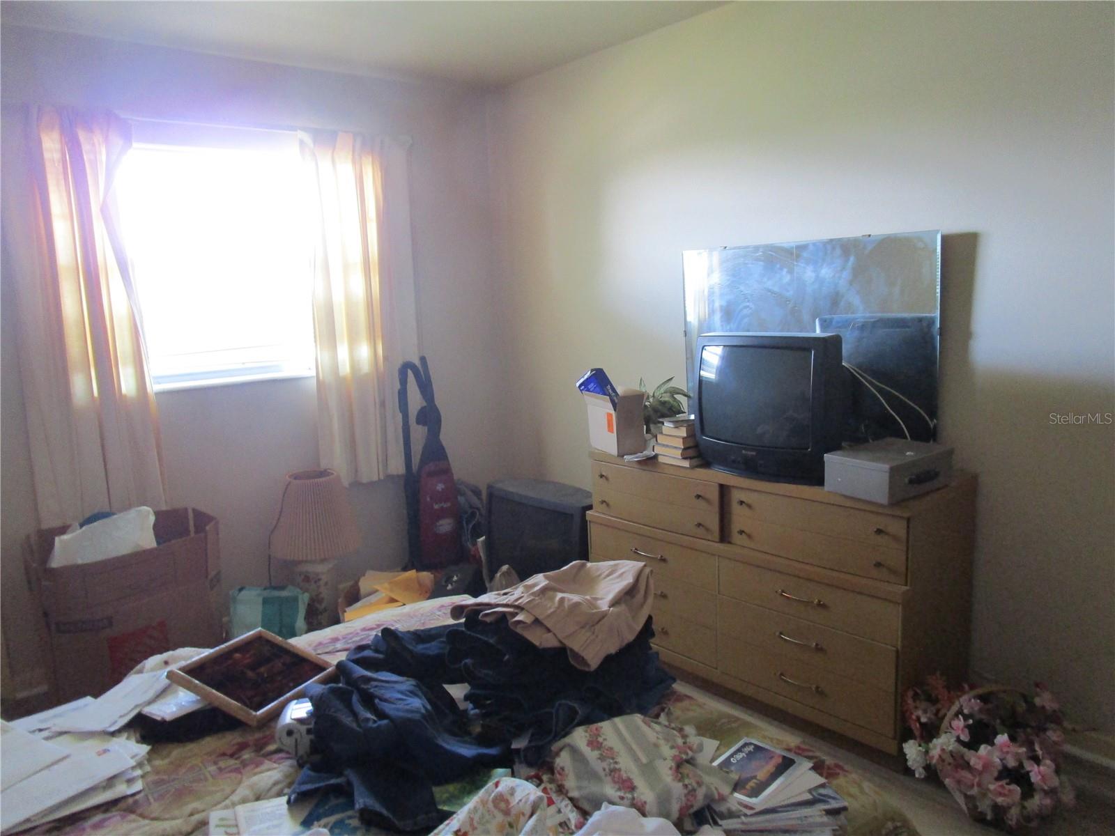 TB8398080 Property Photo