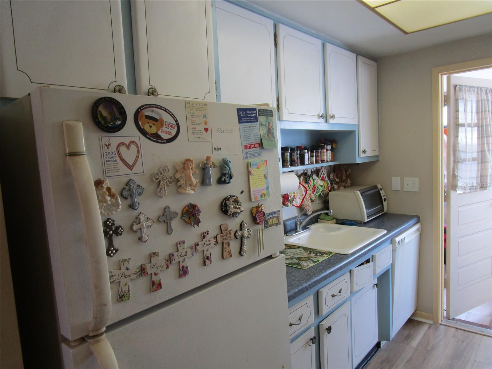 TB8398080 Property Photo