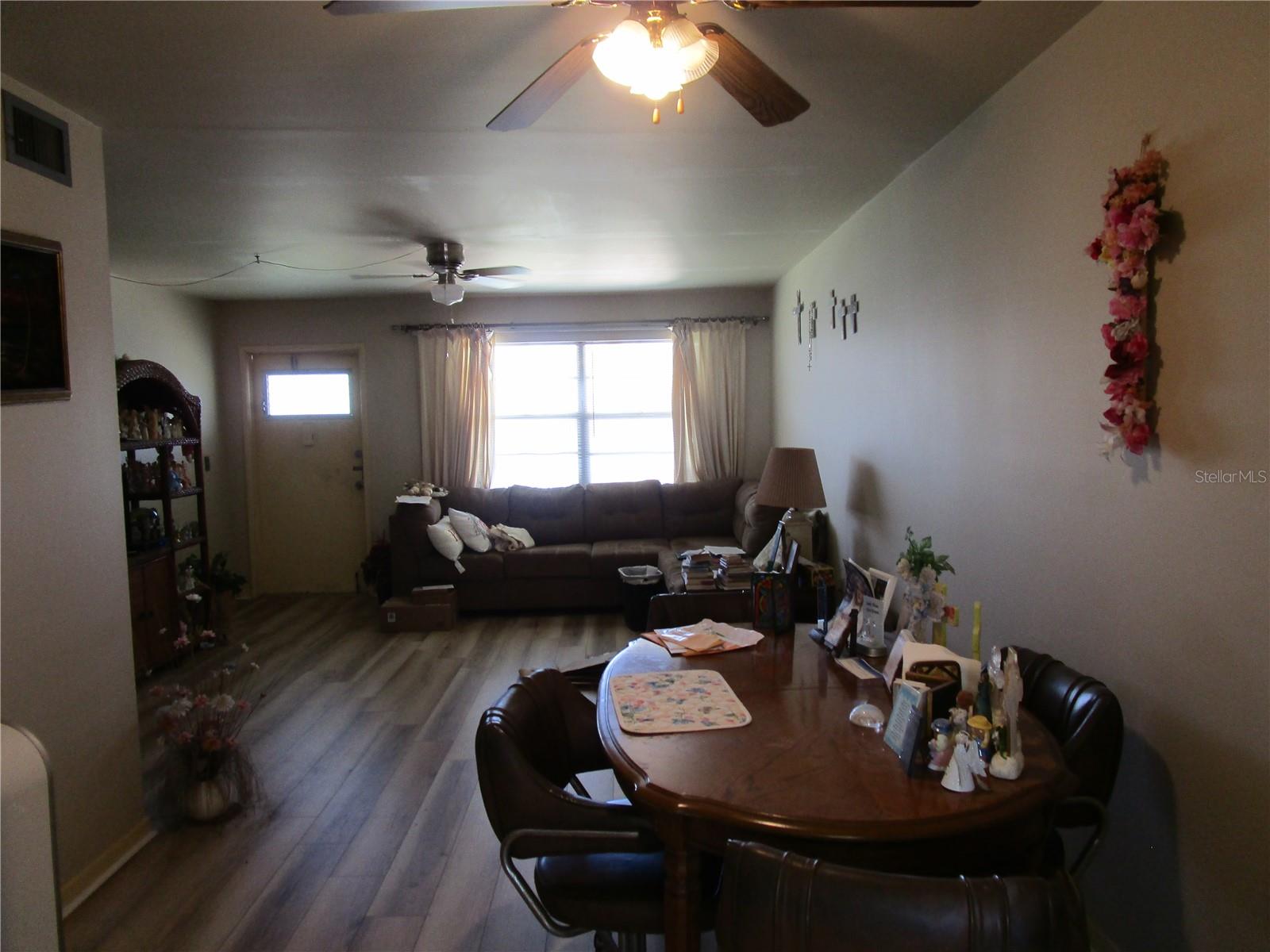 TB8398080 Property Photo