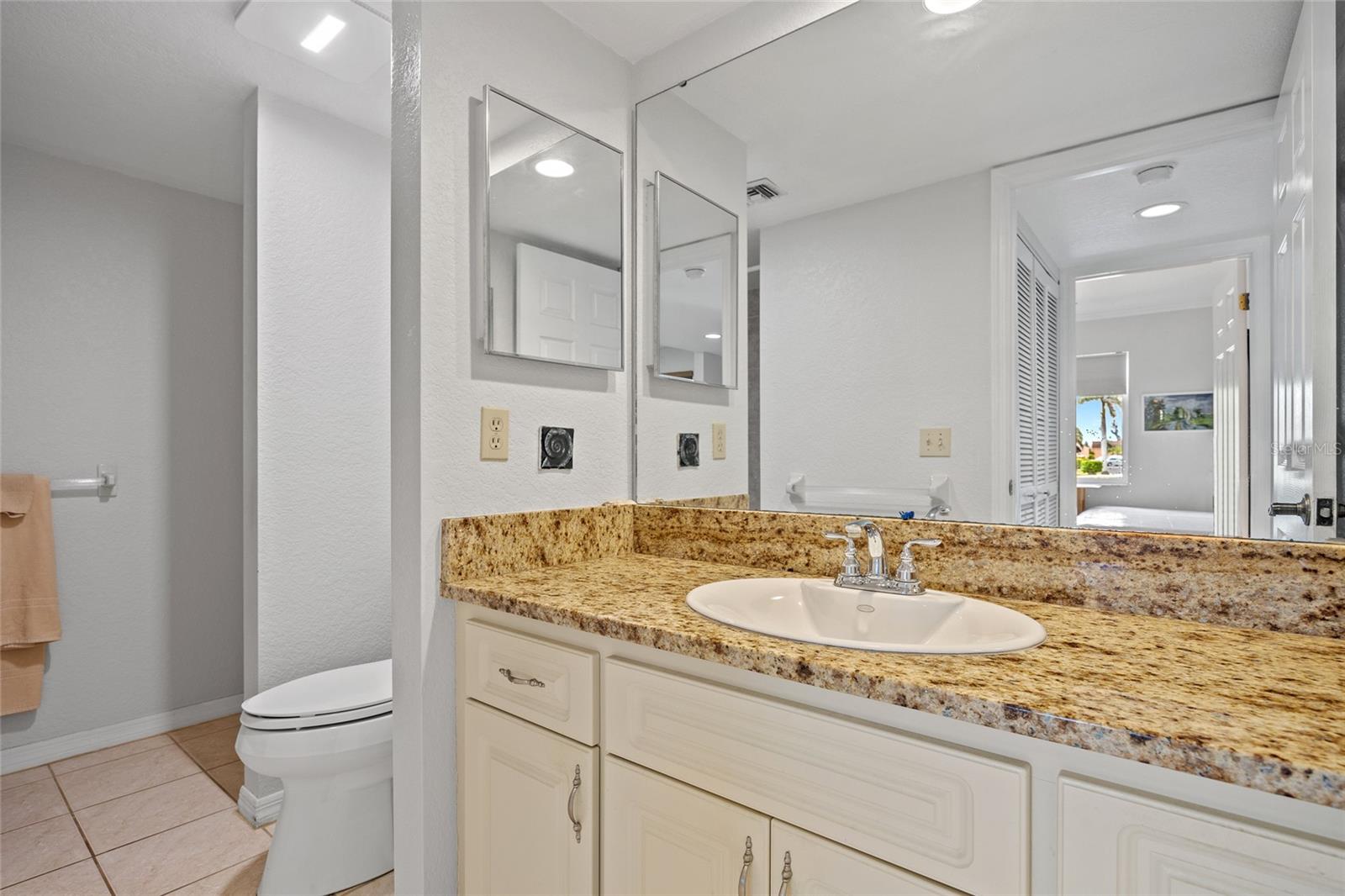 C7511335 Property Photo