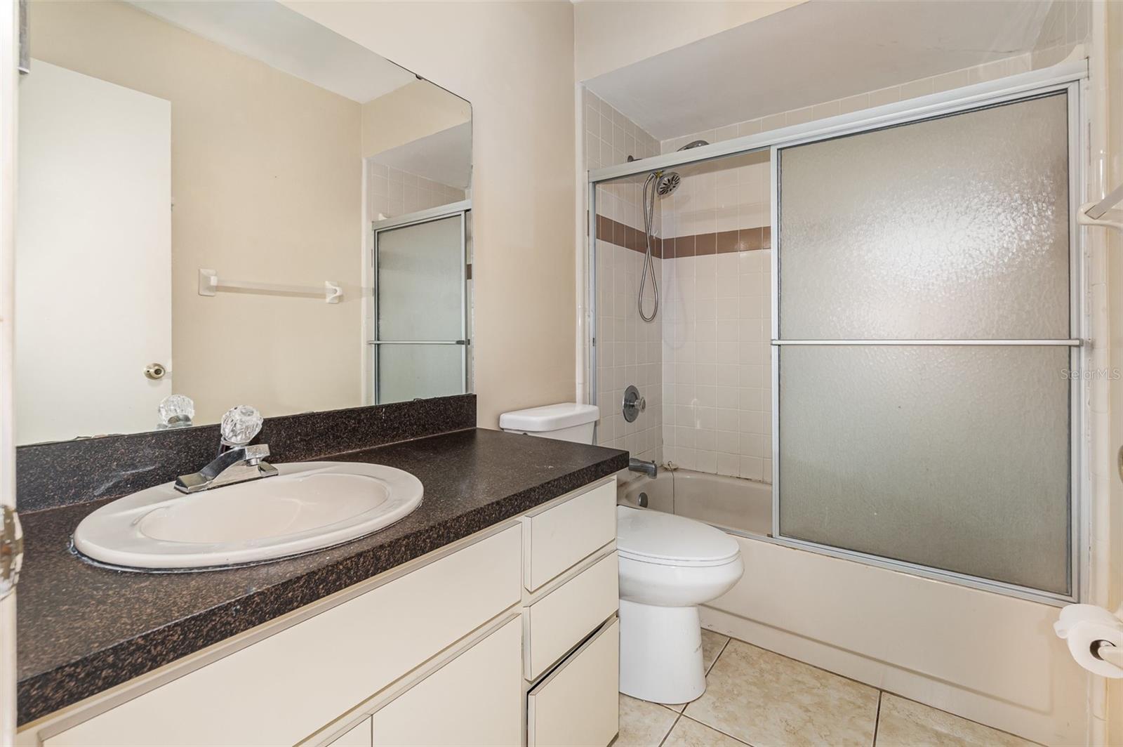 694 GOLDEN SUNSHINE CIR, ORLANDO, FL, 32807