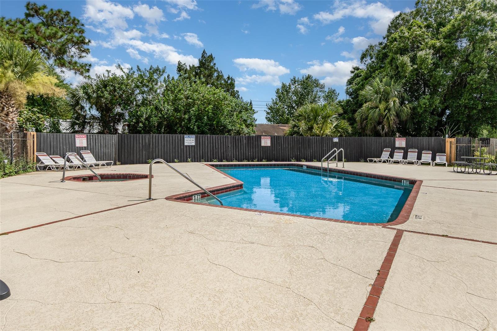 694 GOLDEN SUNSHINE CIR, ORLANDO, FL, 32807