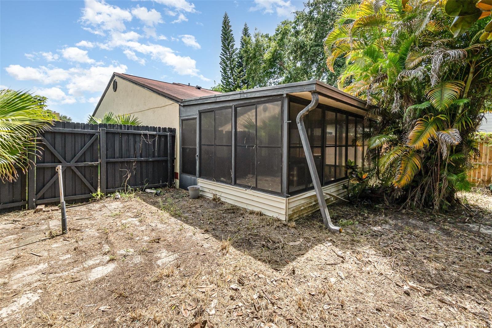 694 GOLDEN SUNSHINE CIR, ORLANDO, FL, 32807