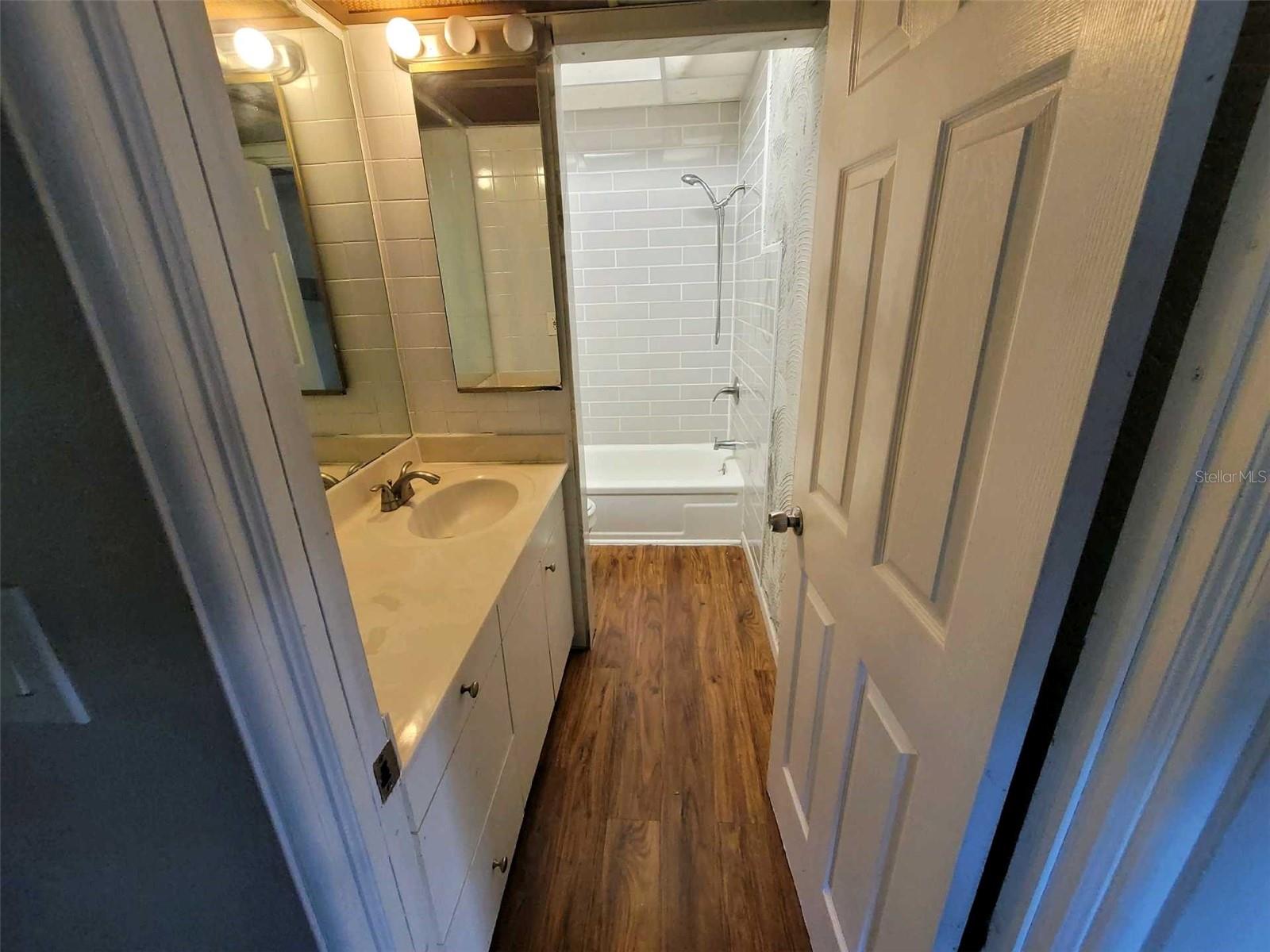 8035 ROBIN RD, SEMINOLE, FL, 33777