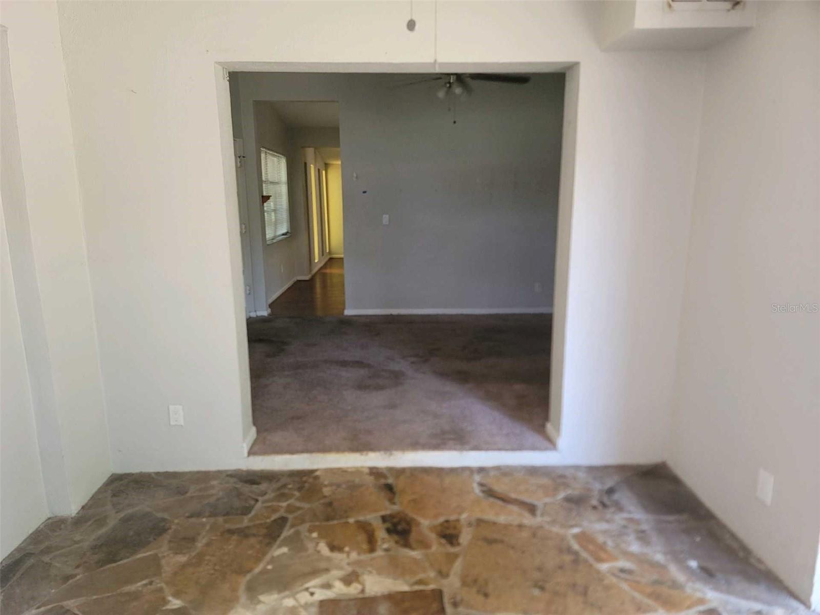 8035 ROBIN RD, SEMINOLE, FL, 33777