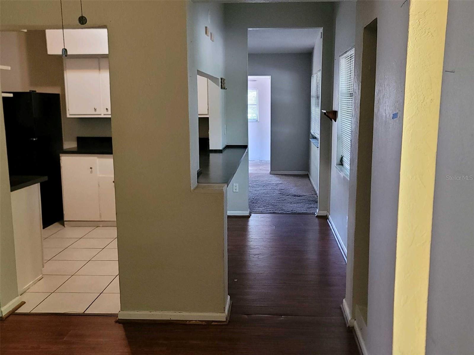 8035 ROBIN RD, SEMINOLE, FL, 33777