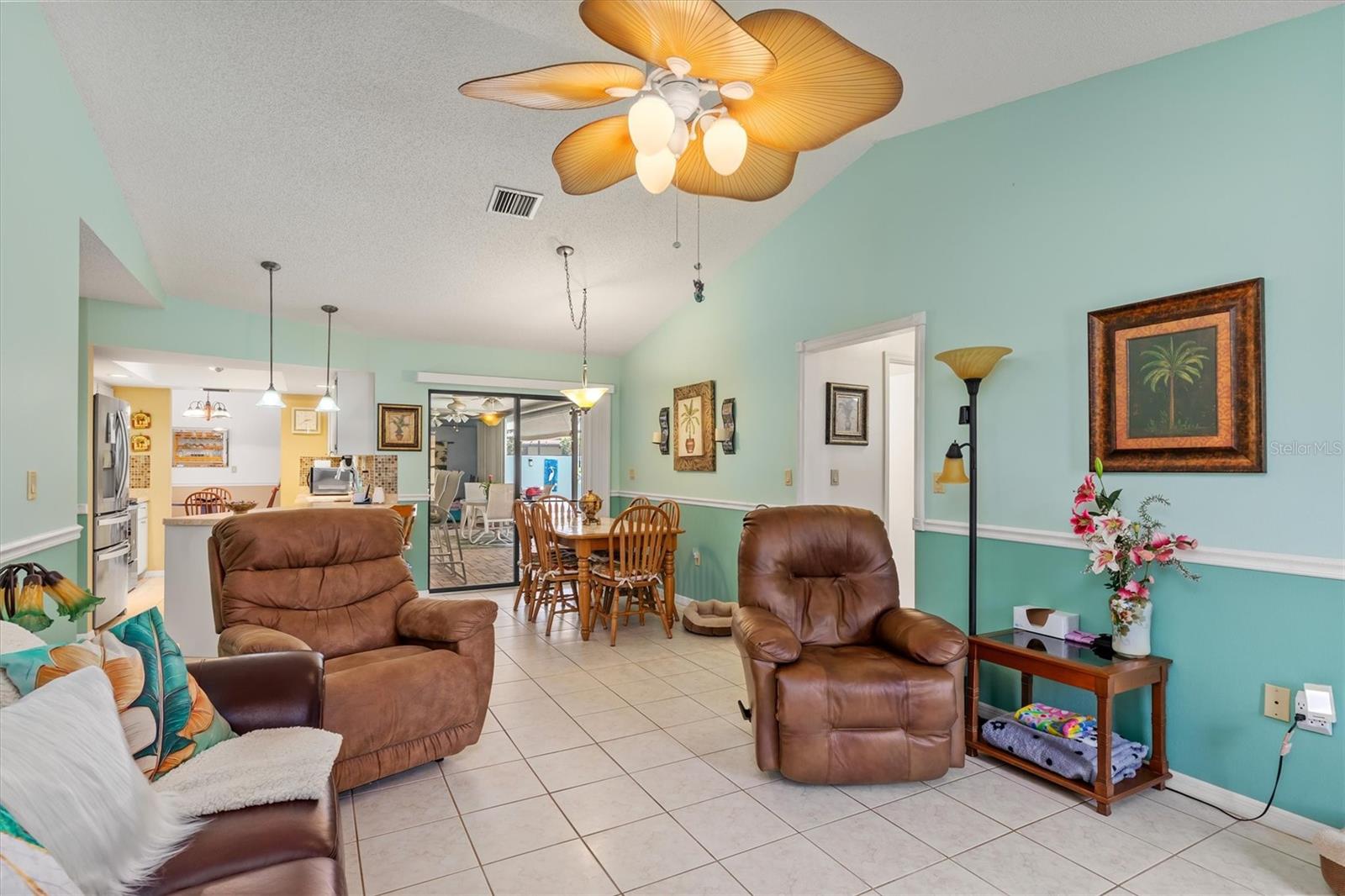 2141 RIO DE JANEIRO AVE, PUNTA GORDA, FL, 33983