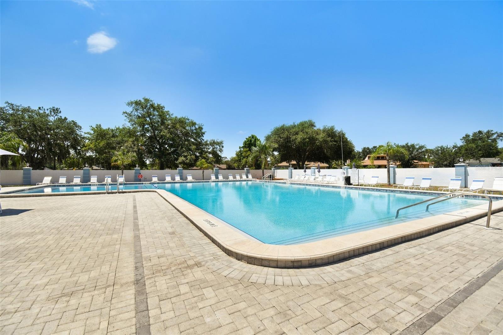 23325 CLUB VILLAS DR #2, LAND O LAKES, FL, 34639