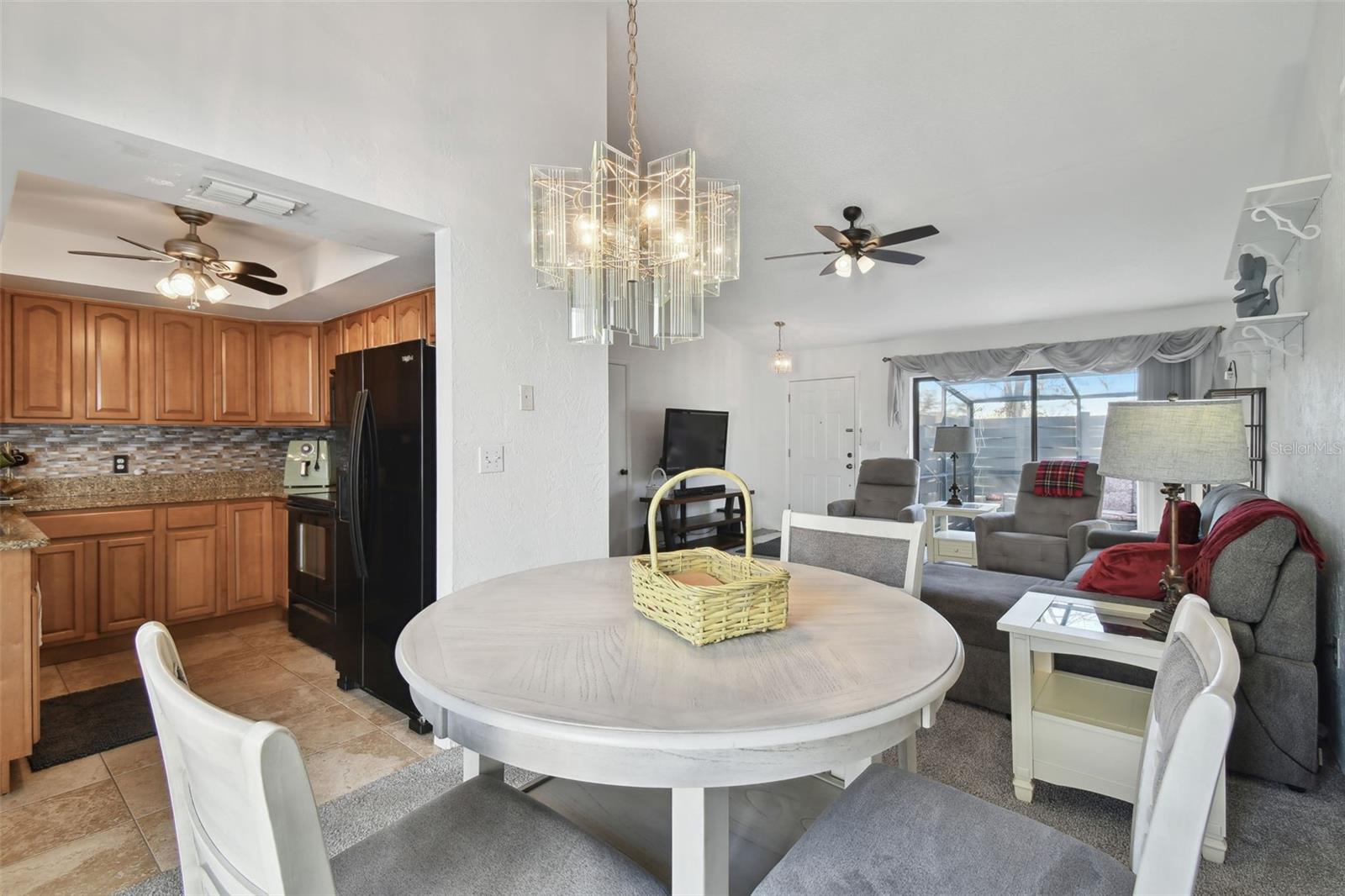 23325 CLUB VILLAS DR #2, LAND O LAKES, FL, 34639