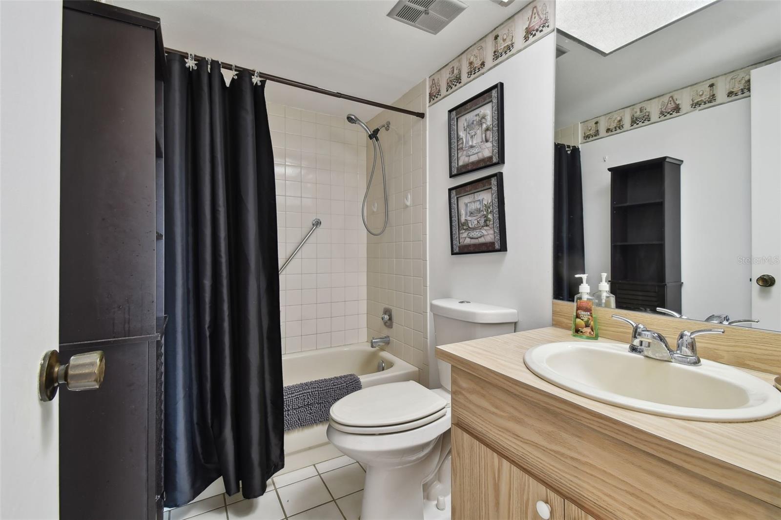 23325 CLUB VILLAS DR #2, LAND O LAKES, FL, 34639