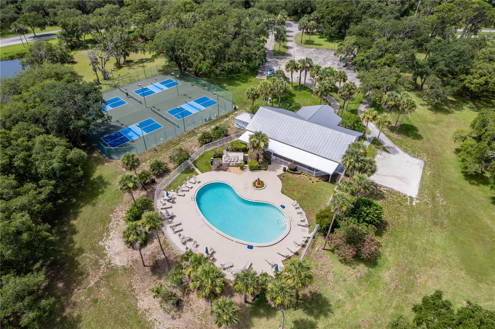 415 SIOUX BLVD, OAK HILL, FL, 32759