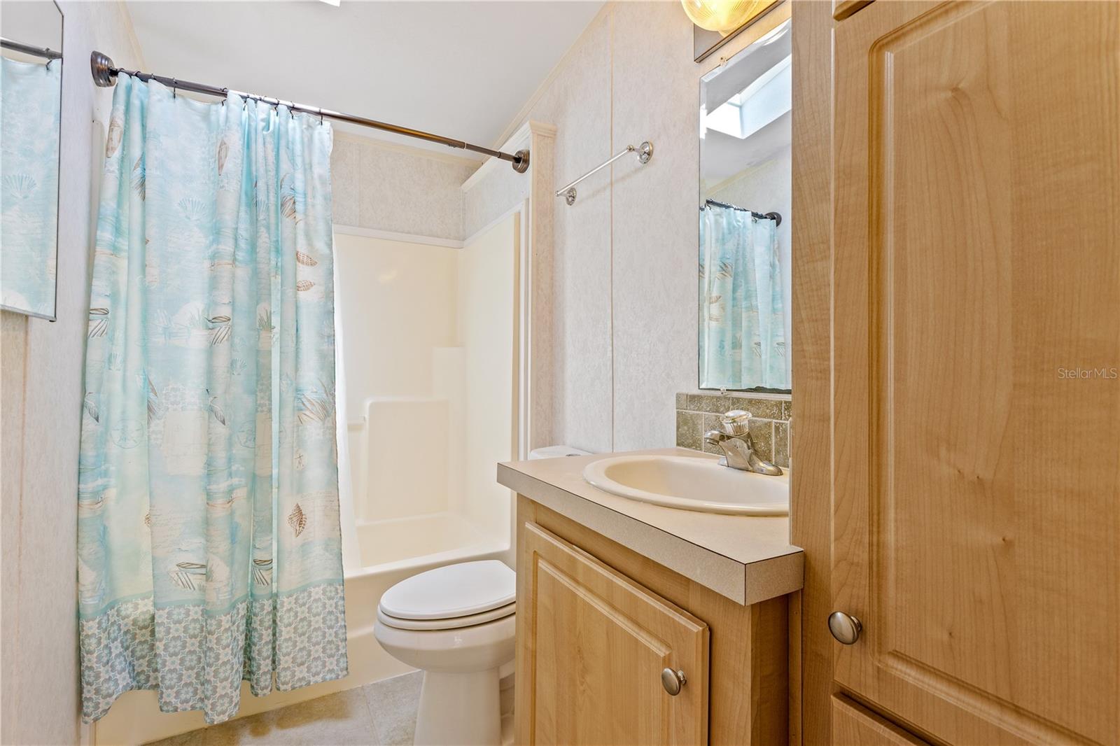 415 SIOUX BLVD, OAK HILL, FL, 32759