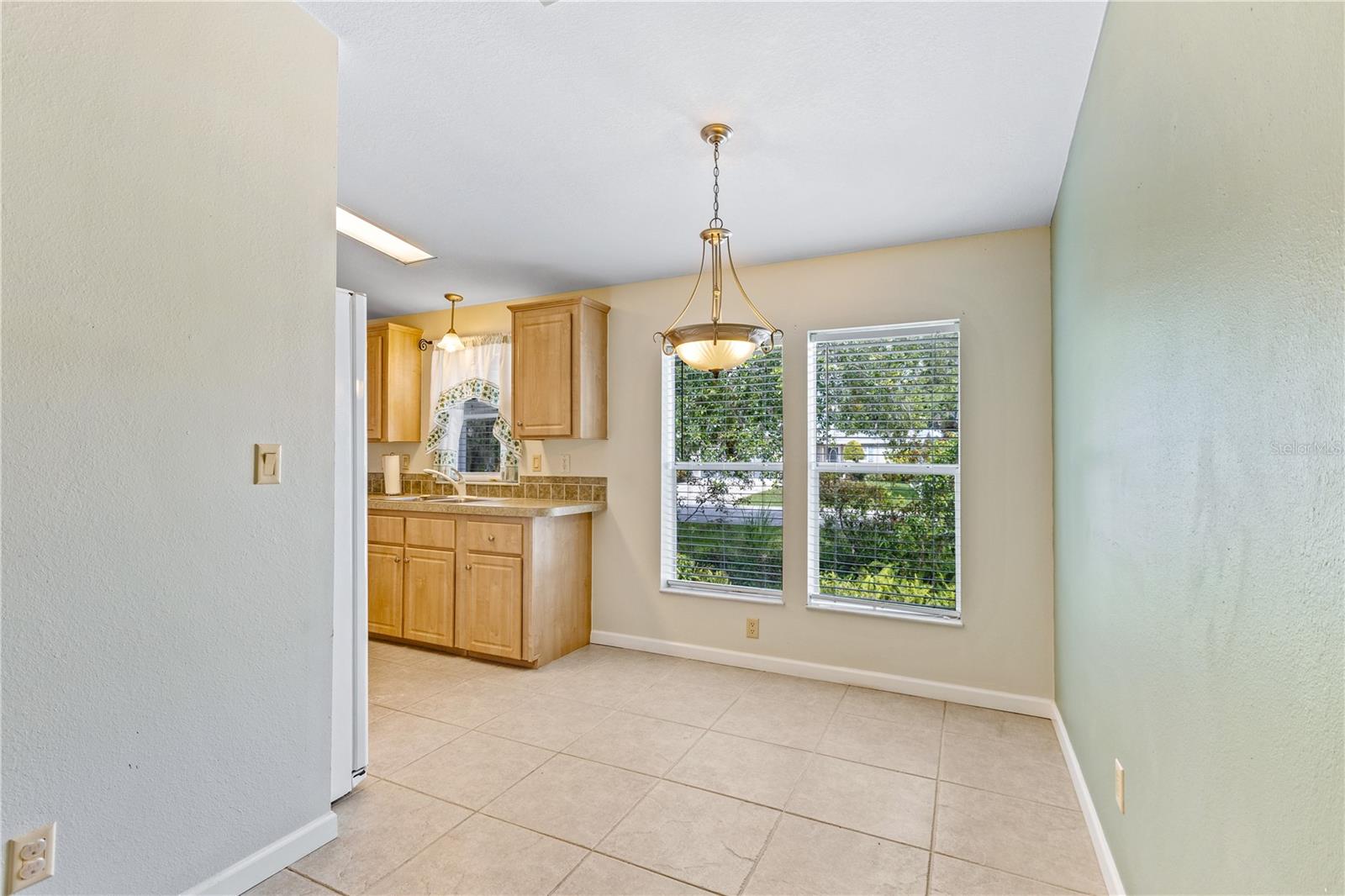 415 SIOUX BLVD, OAK HILL, FL, 32759