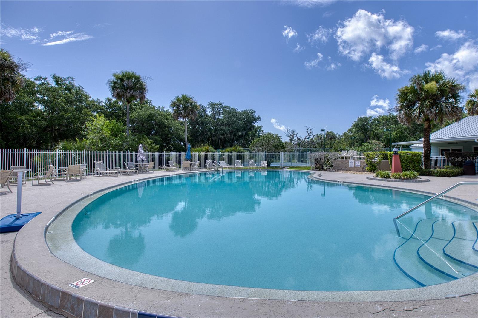 415 SIOUX BLVD, OAK HILL, FL, 32759