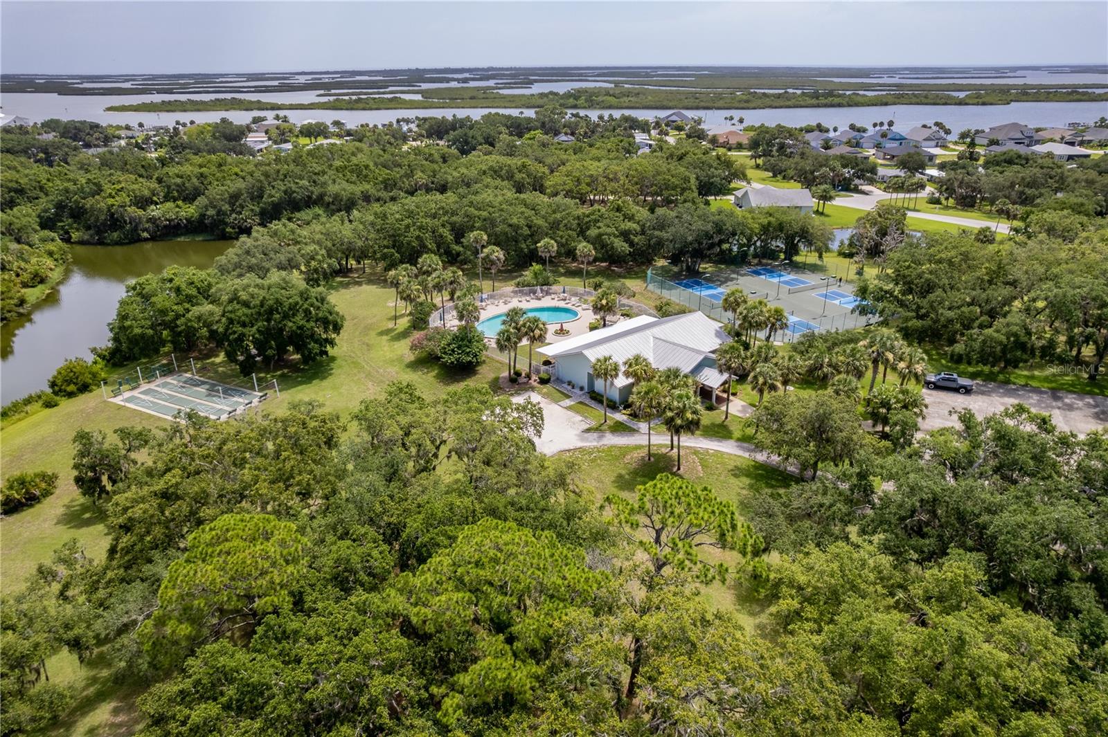 415 SIOUX BLVD, OAK HILL, FL, 32759