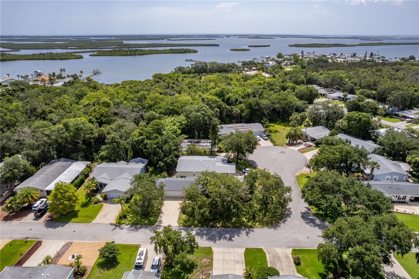 415 SIOUX BLVD, OAK HILL, FL, 32759