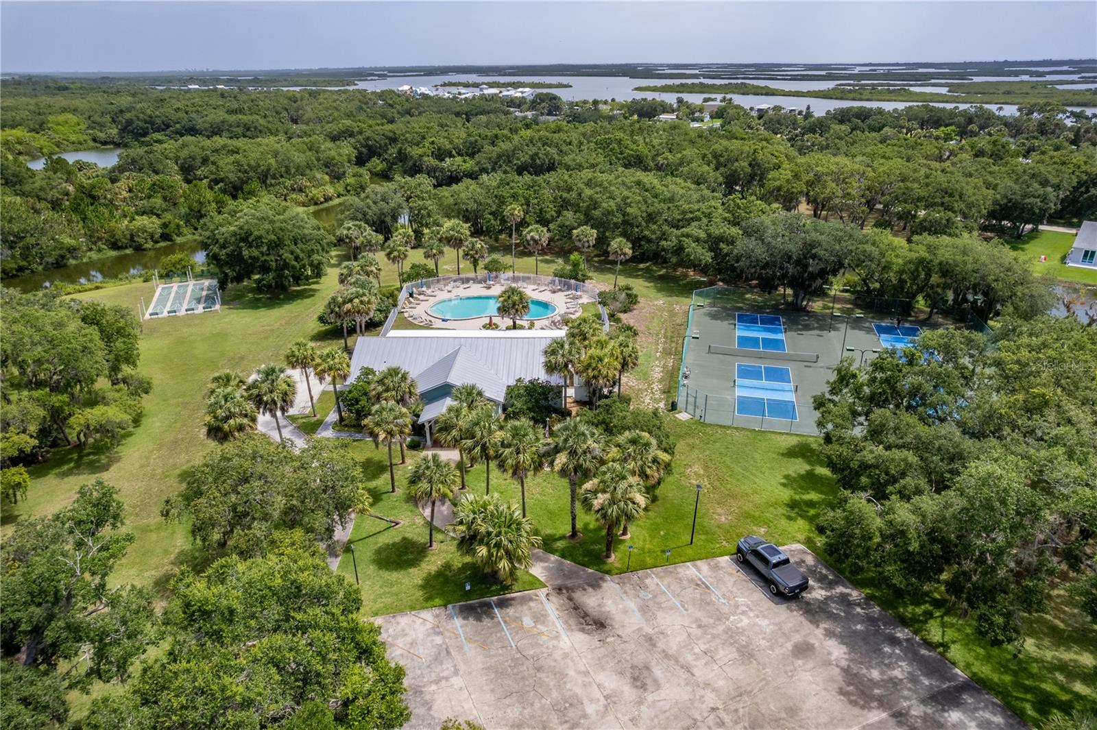 415 SIOUX BLVD, OAK HILL, FL, 32759