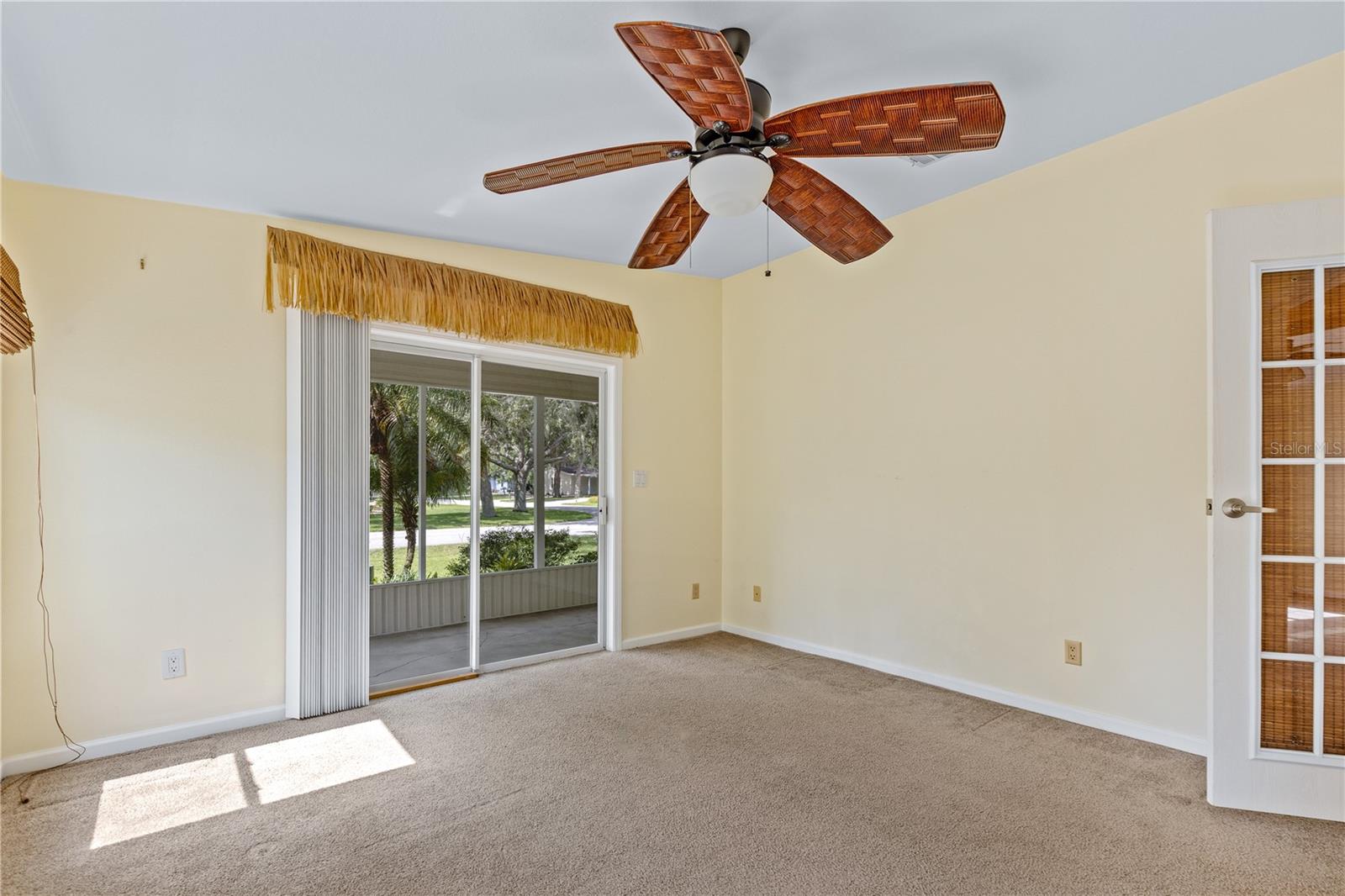 415 SIOUX BLVD, OAK HILL, FL, 32759