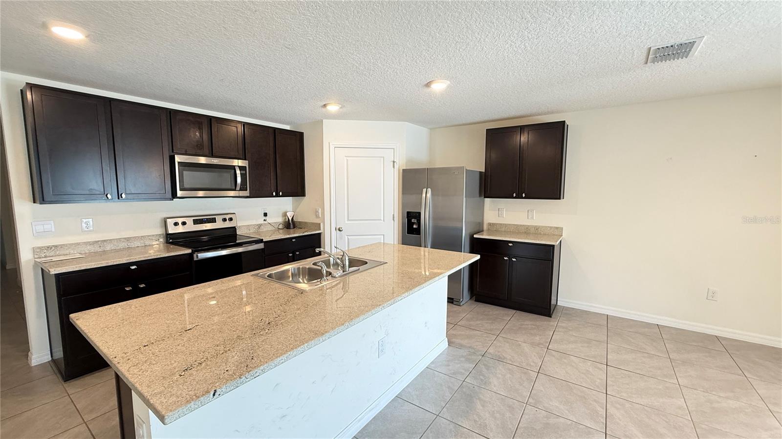 465 MARION OAKS LN, OCALA, FL, 34473