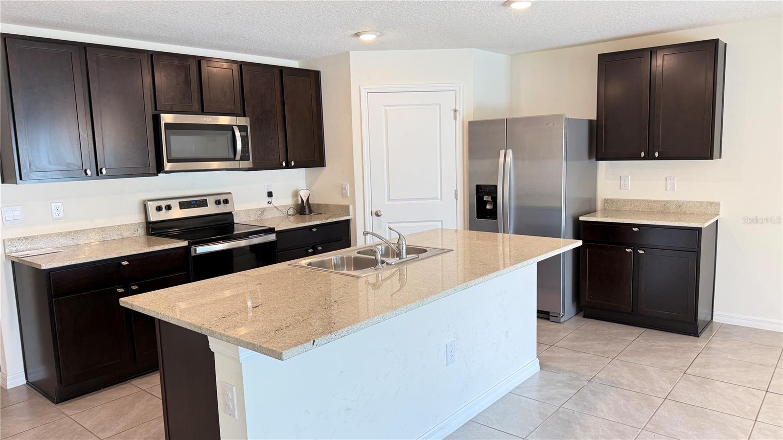 465 MARION OAKS LN, OCALA, FL, 34473