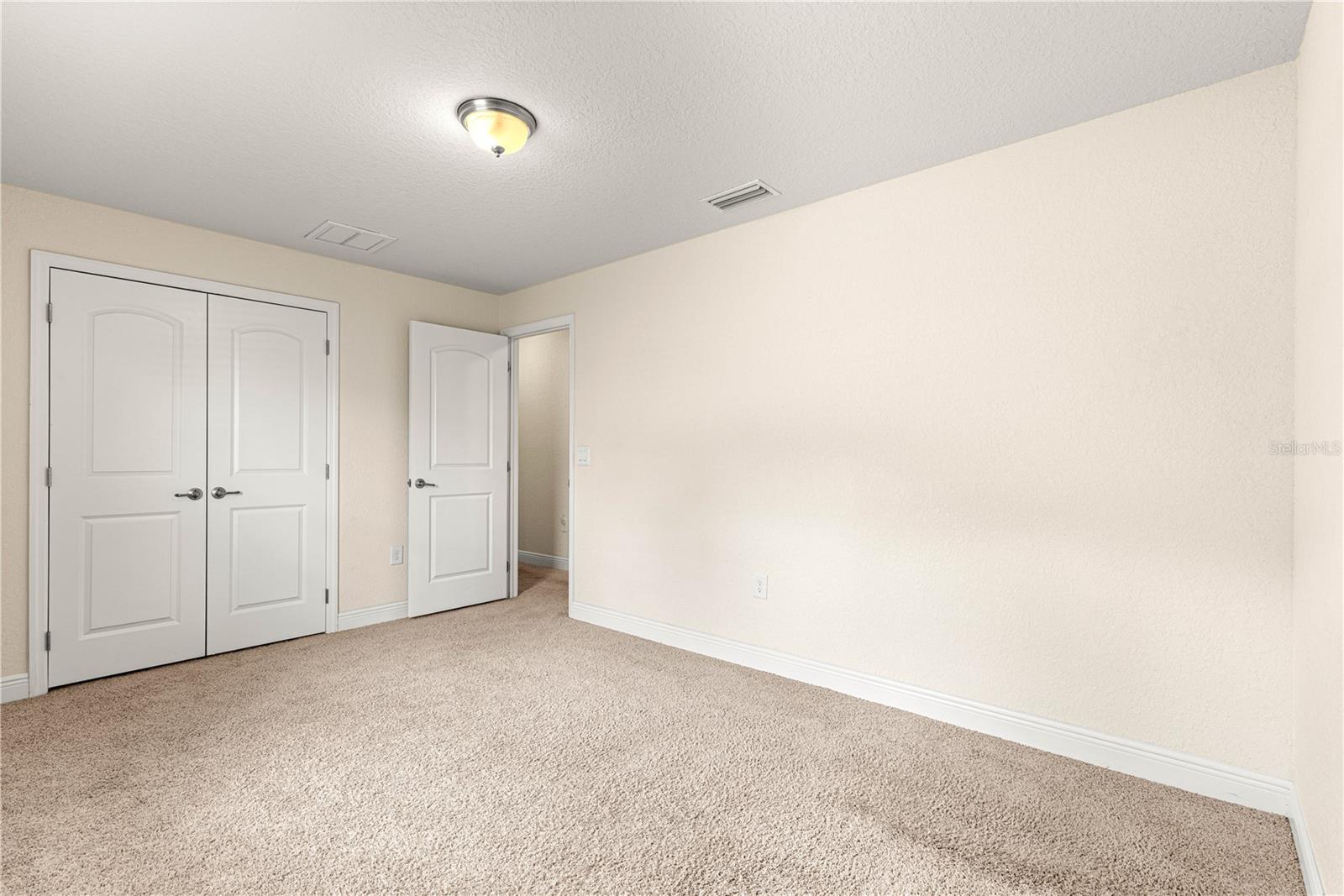 8 DIAMOND CLUB RD, OCALA, FL, 34472