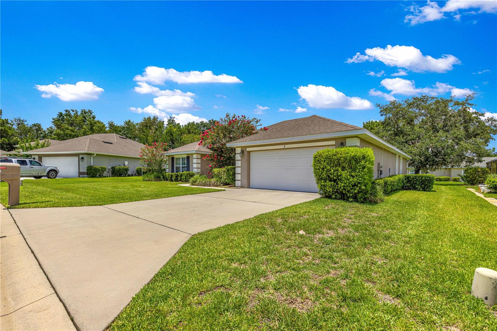 8 DIAMOND CLUB RD, OCALA, FL, 34472