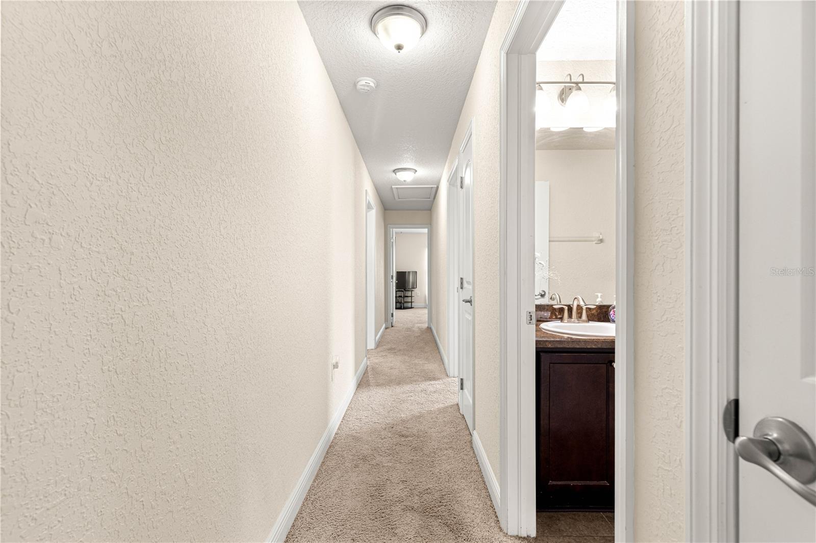 8 DIAMOND CLUB RD, OCALA, FL, 34472