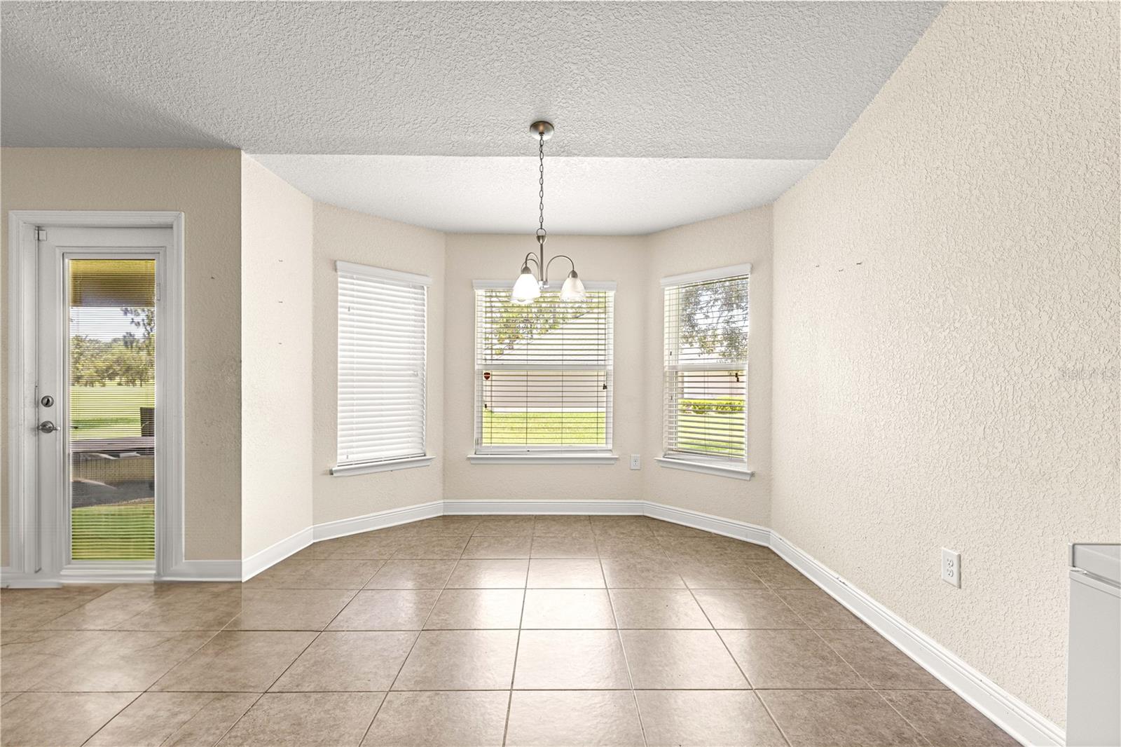 8 DIAMOND CLUB RD, OCALA, FL, 34472