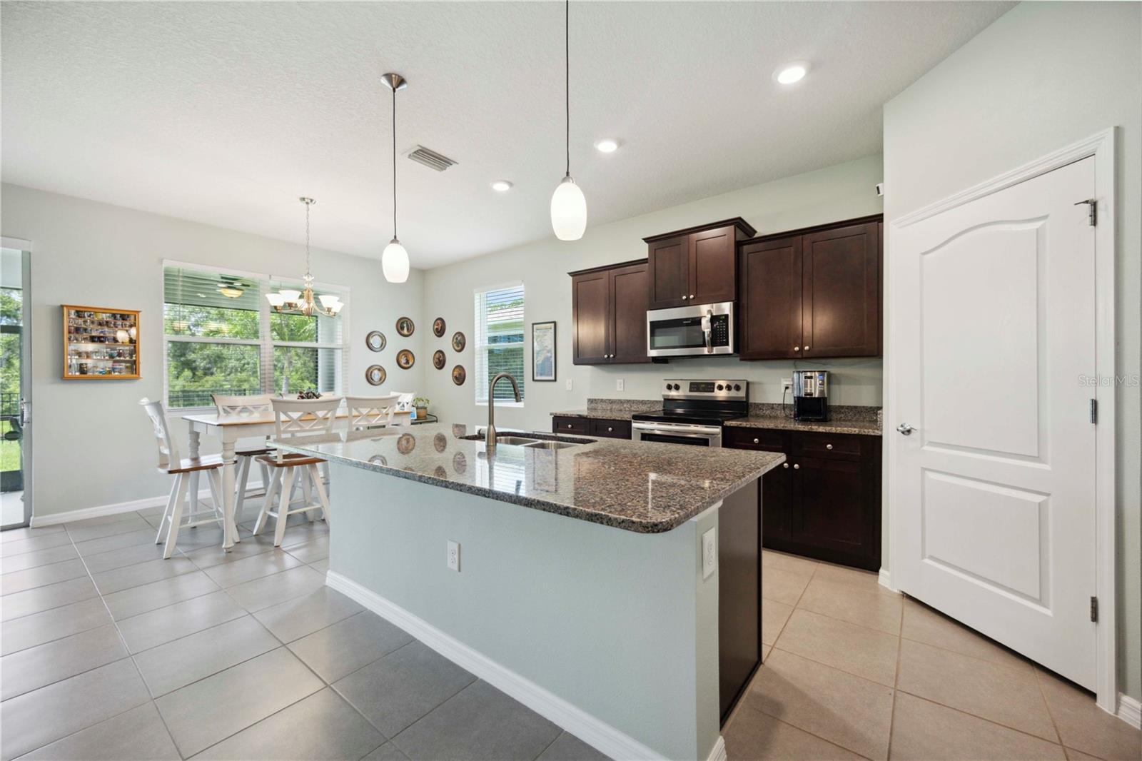 13804 WOODBRIDGE TER, LAKEWOOD RANCH, FL, 34211