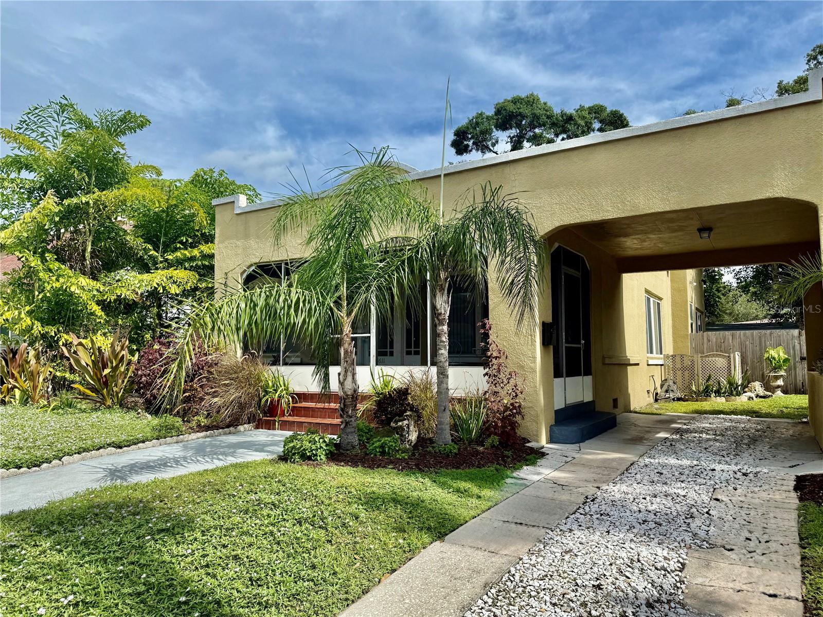 3611 W BAY TO BAY BLVD, TAMPA, FL, 33629