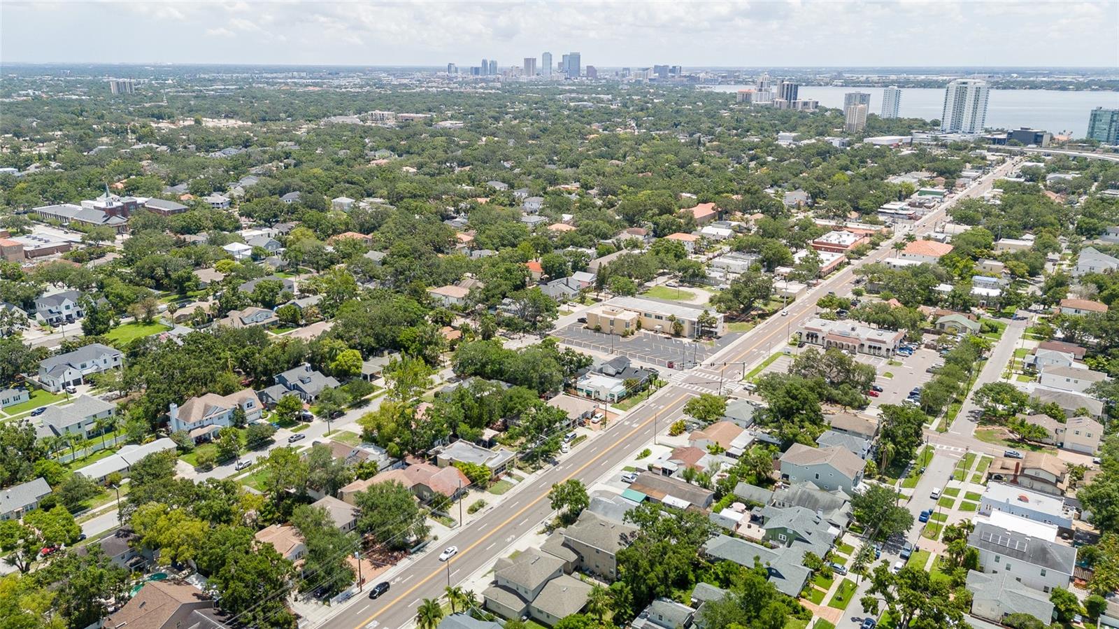 3611 W BAY TO BAY BLVD, TAMPA, FL, 33629