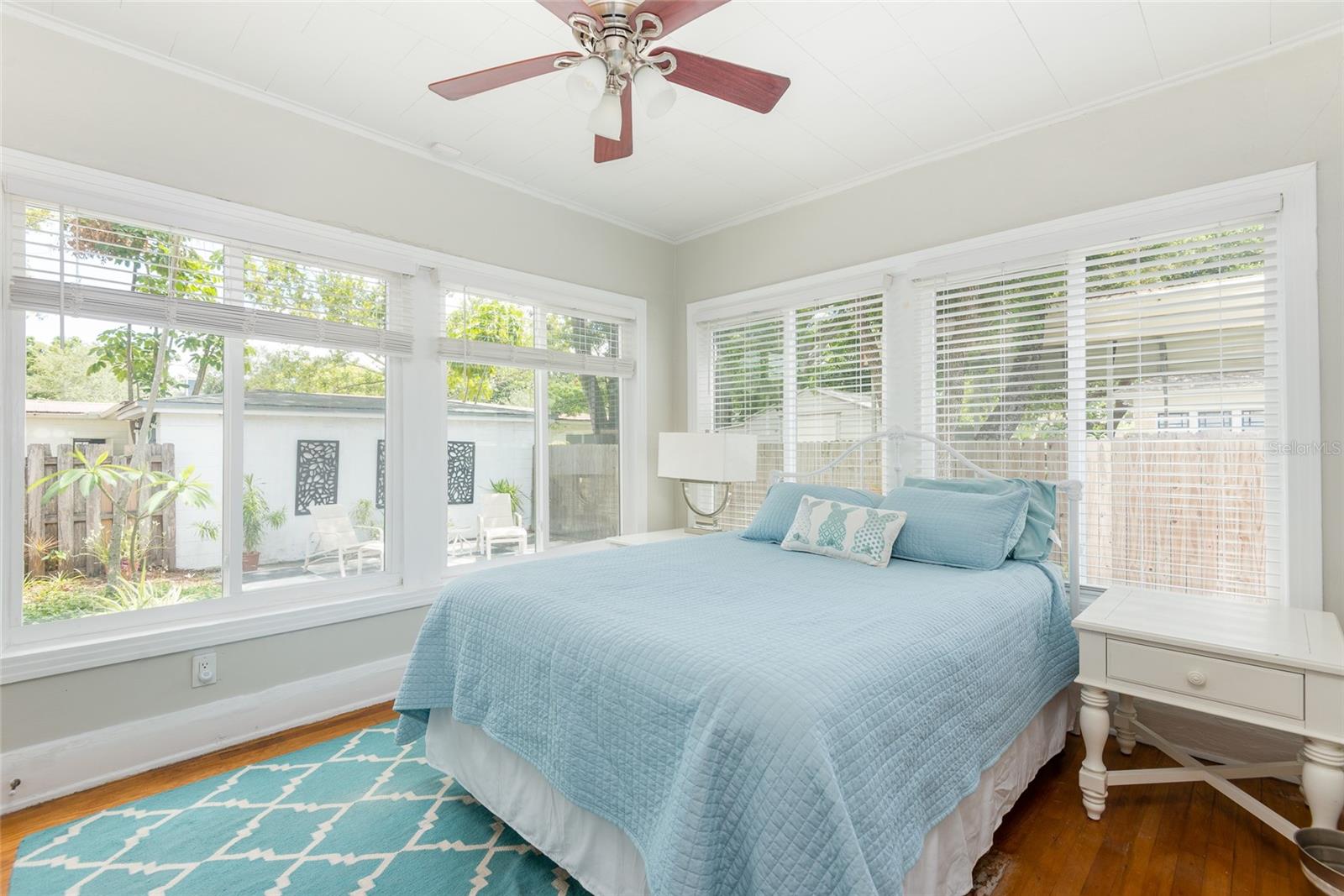 3611 W BAY TO BAY BLVD, TAMPA, FL, 33629